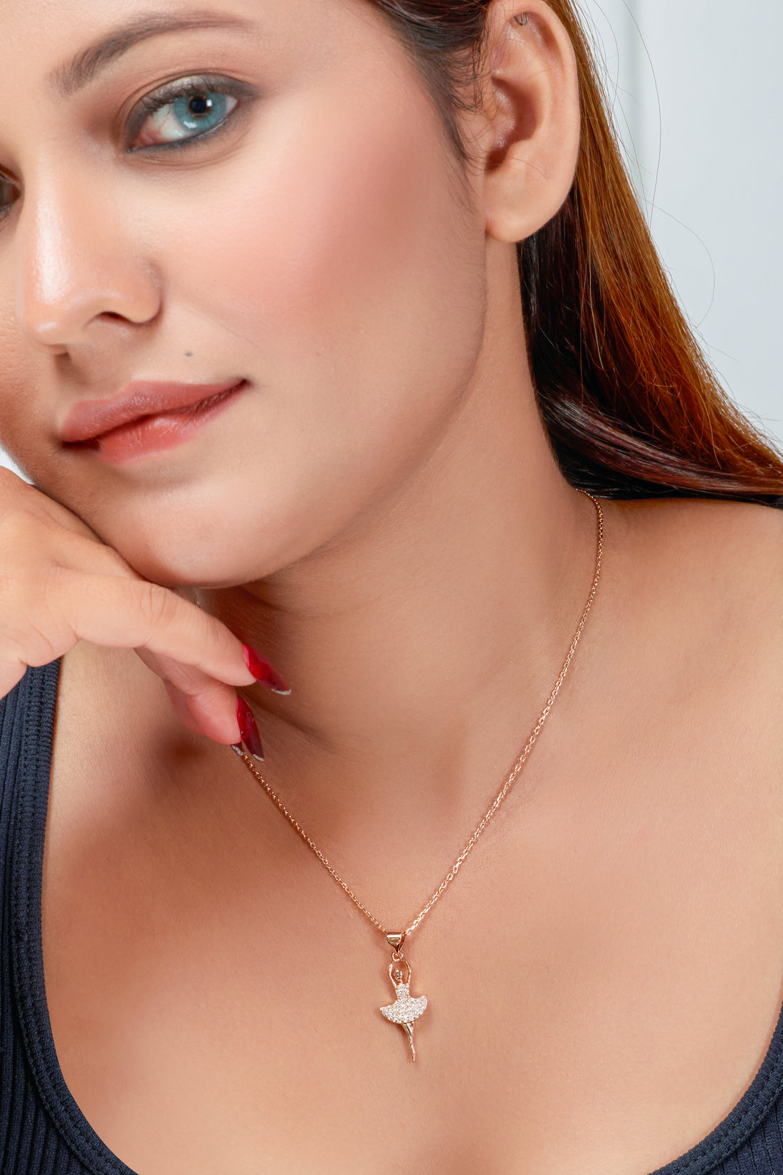 Twirl of Grace Womens Necklace - Ginostone