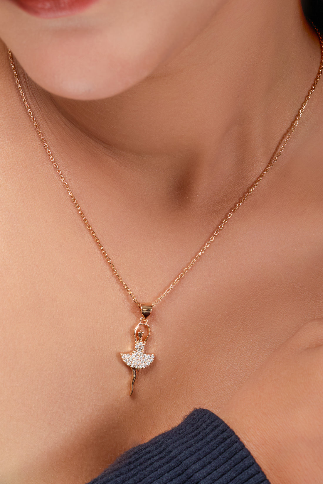 Twirl of Grace Womens Necklace - Ginostone