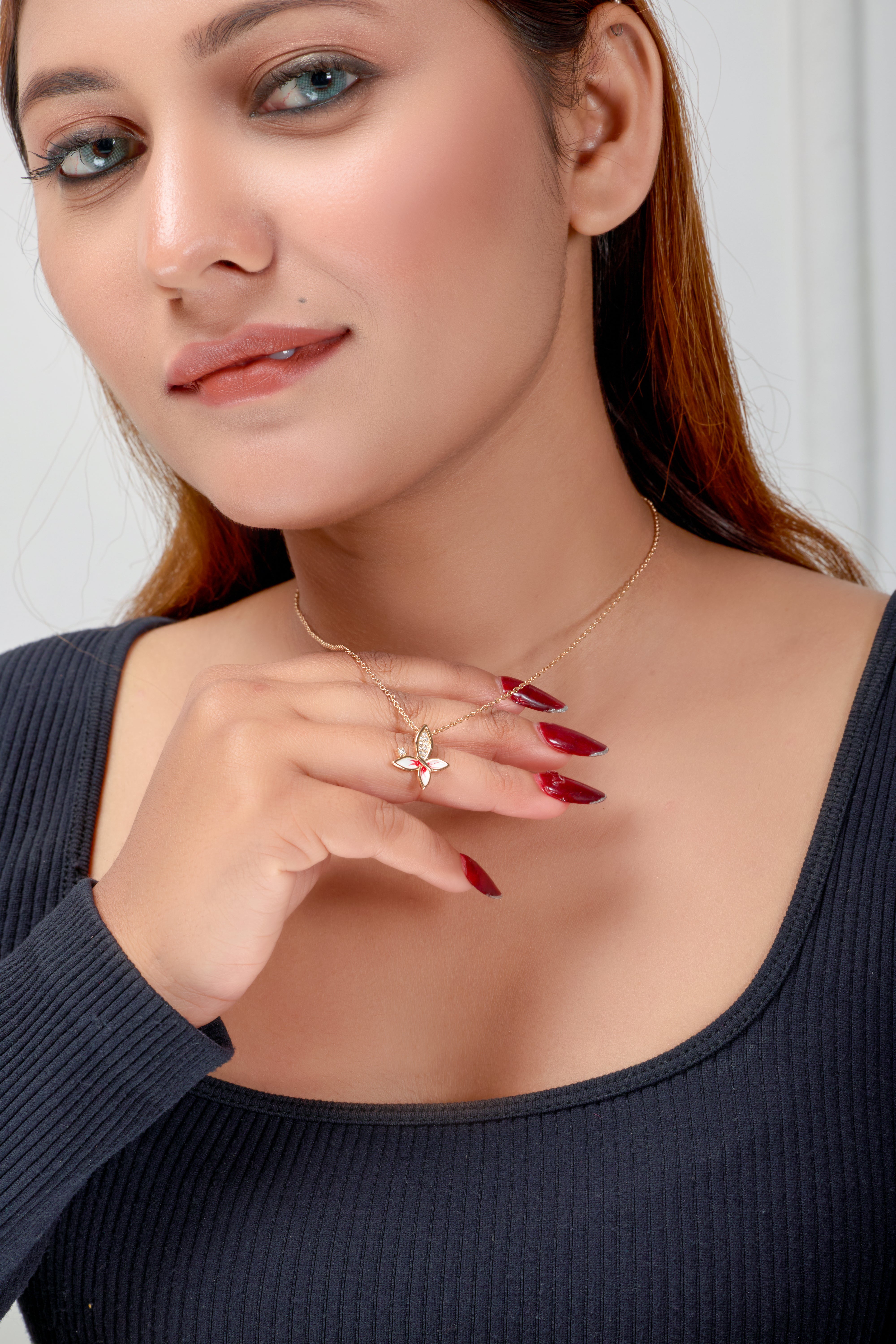 Kusuma flora Womens Necklace - Ginostone