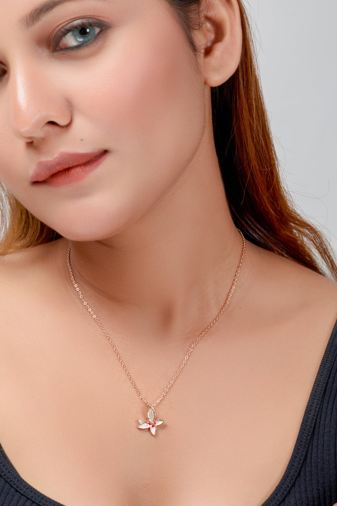 Kusuma flora Womens Necklace - Ginostone