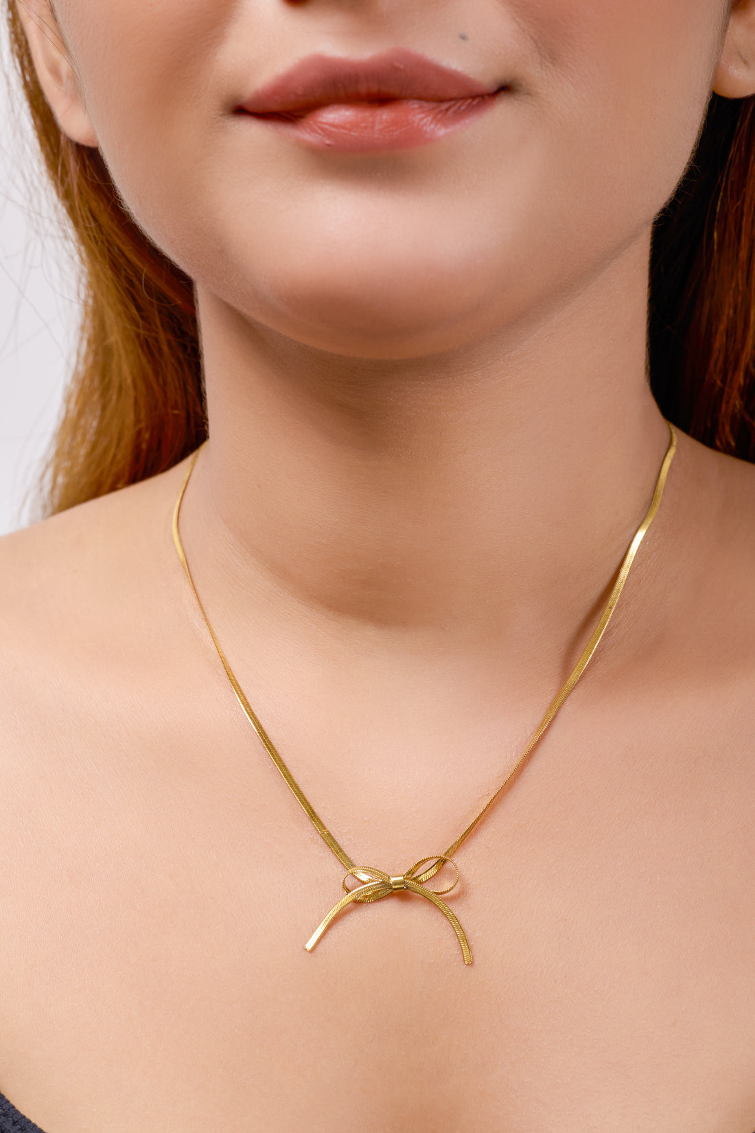 Snake Bow Womens Neckless - Ginostone