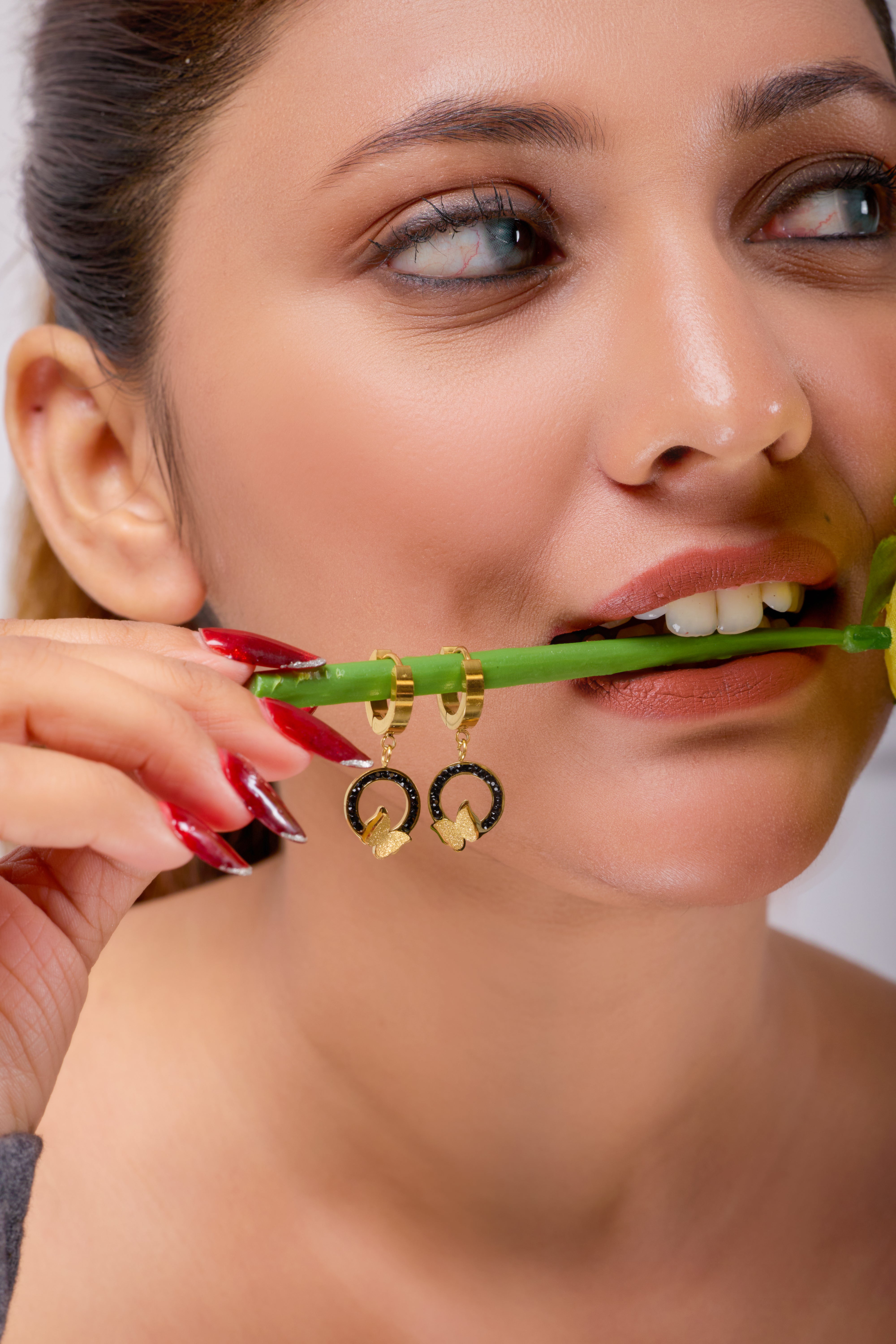 Nayika Noir Studs For Women