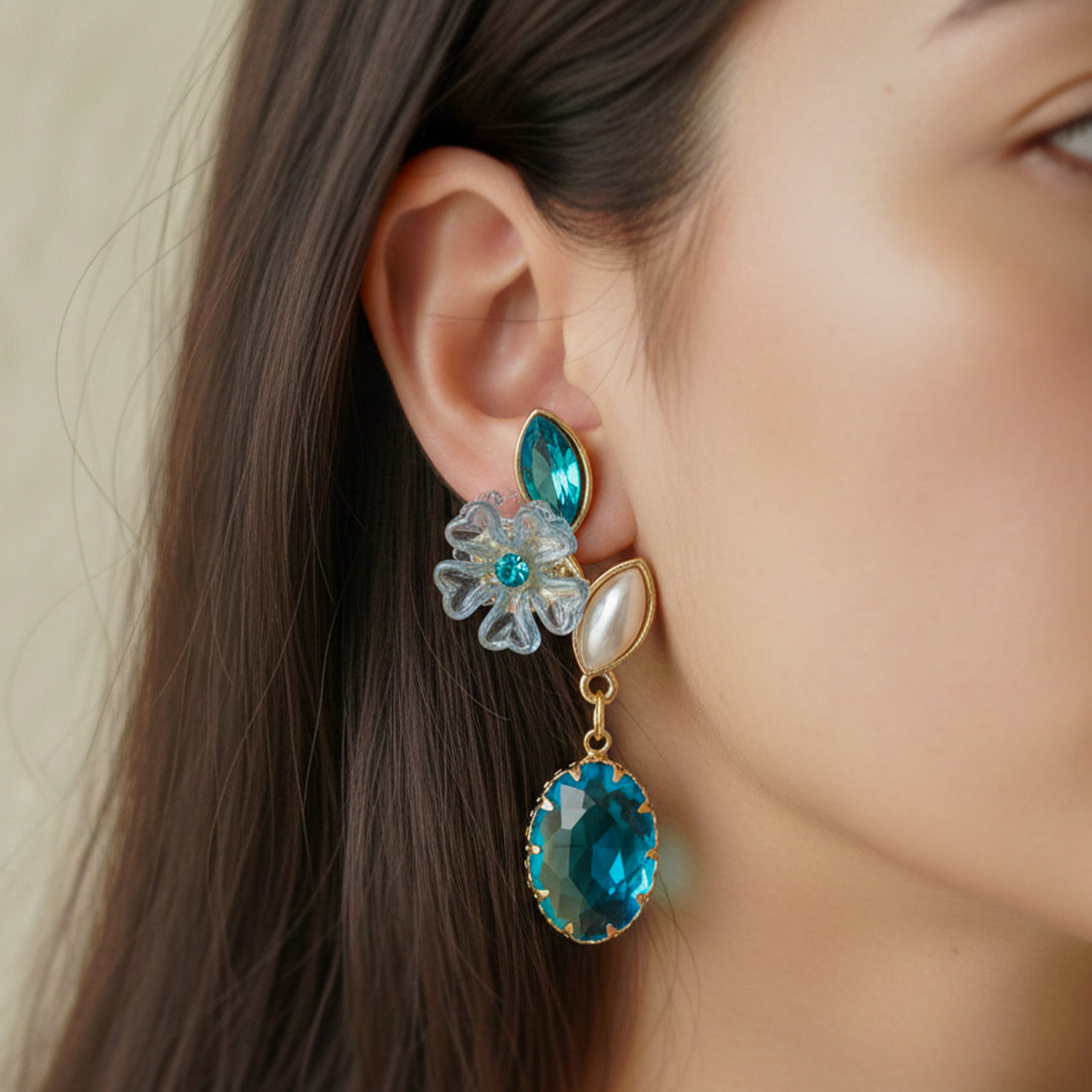 Blue Floral Crystal  Earrings GWE -239