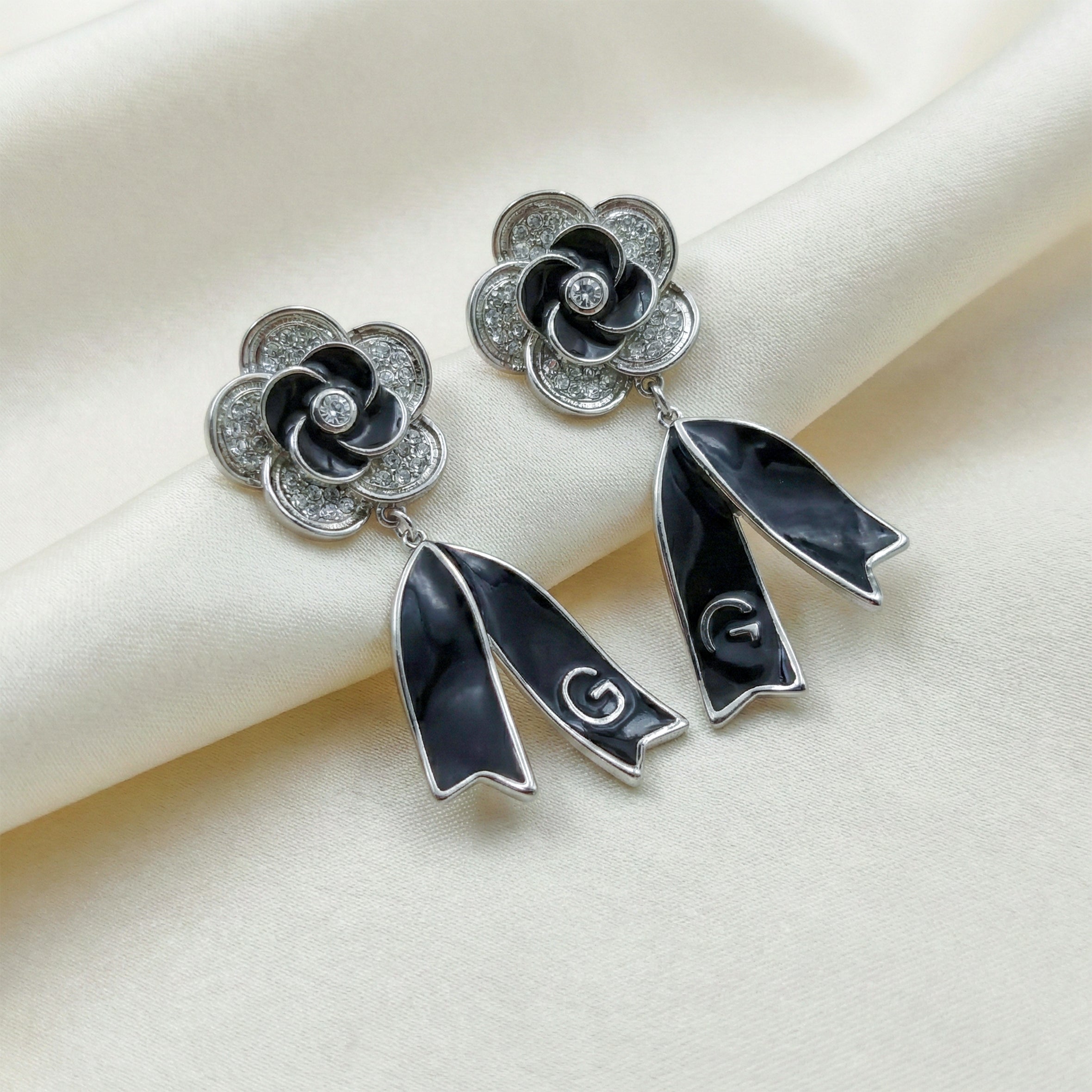 Midnight Bloom Ribbon Drop Earrings GWE -64