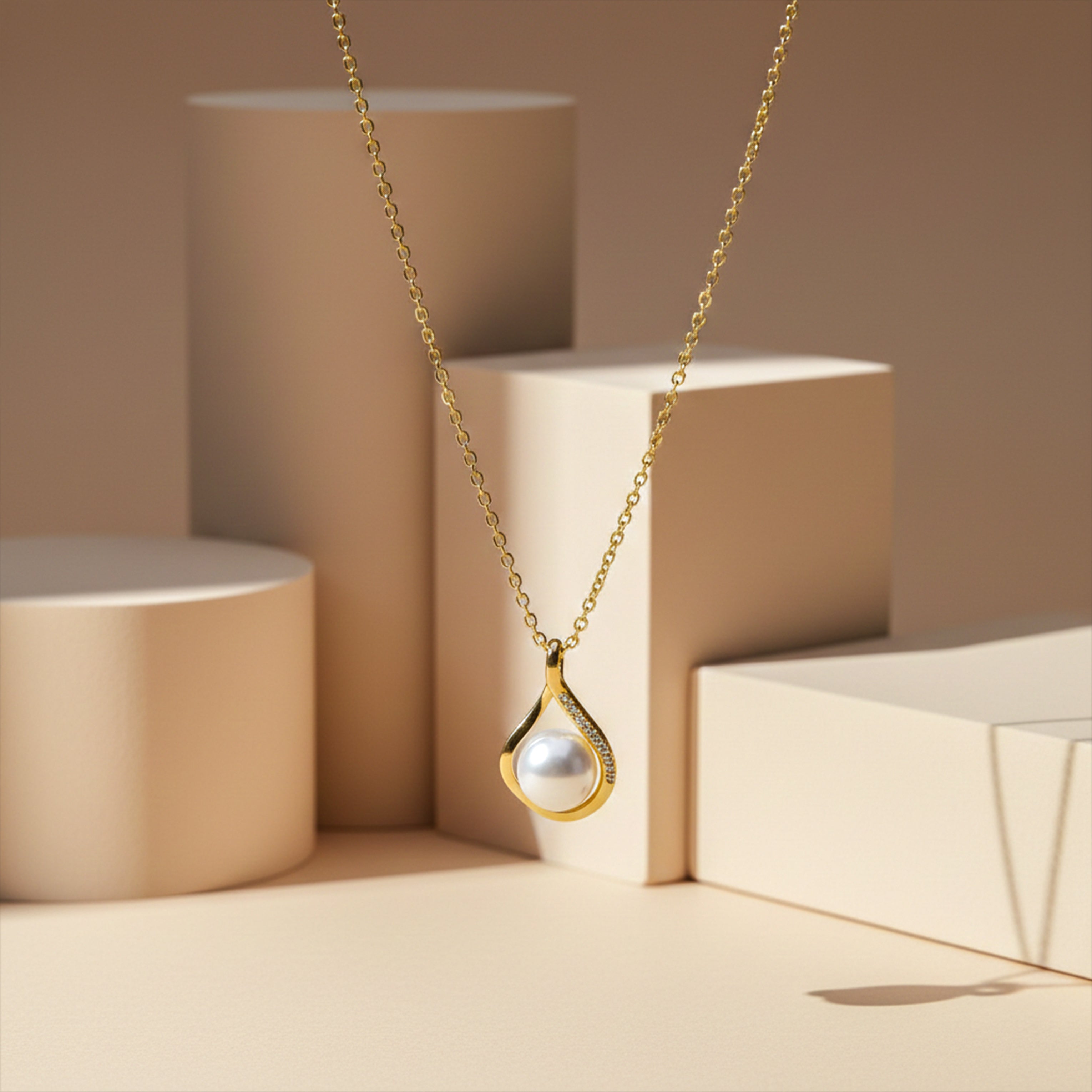 Gold Swirl Pearl Necklace GWN -33
