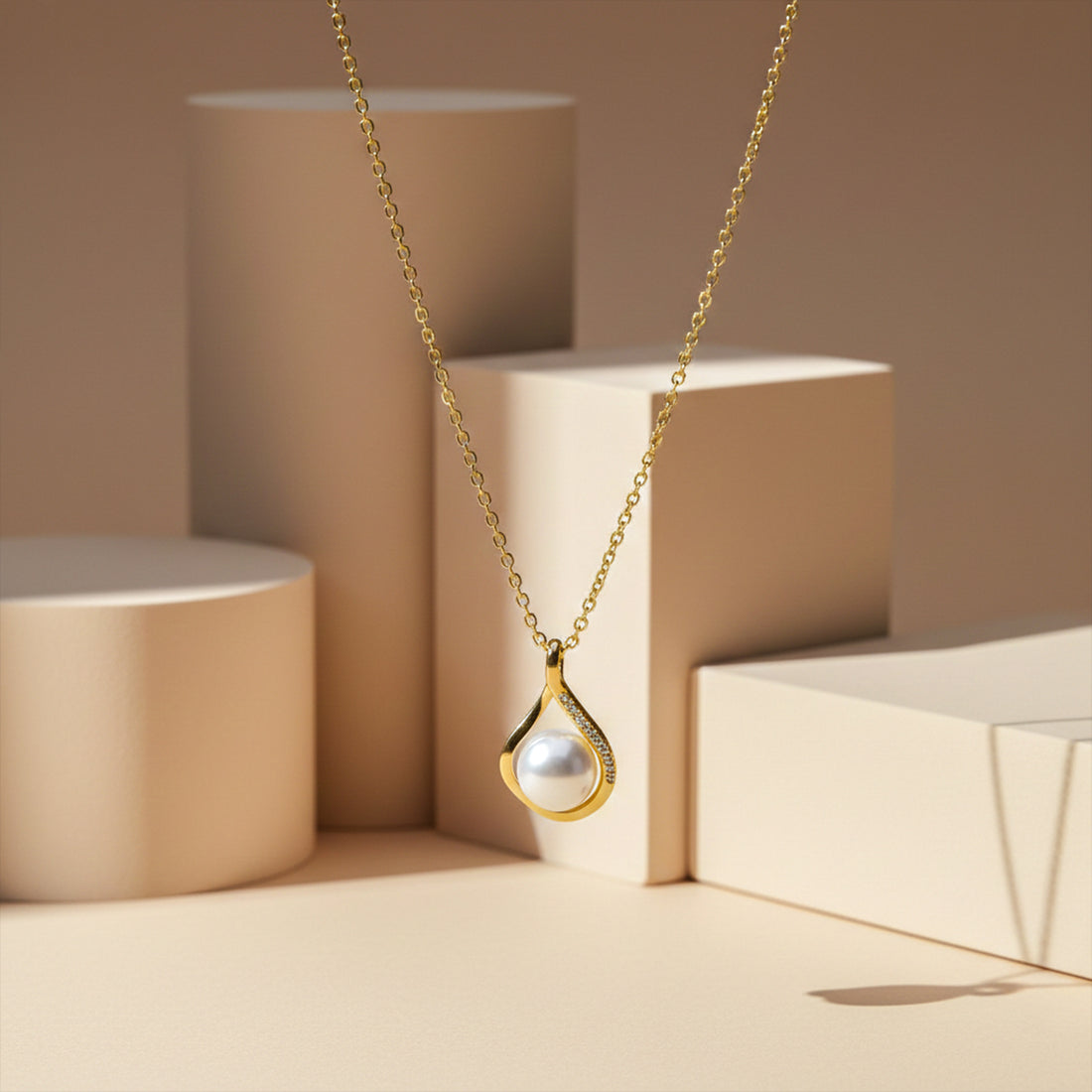 Gold Swirl Pearl Necklace GWN -33