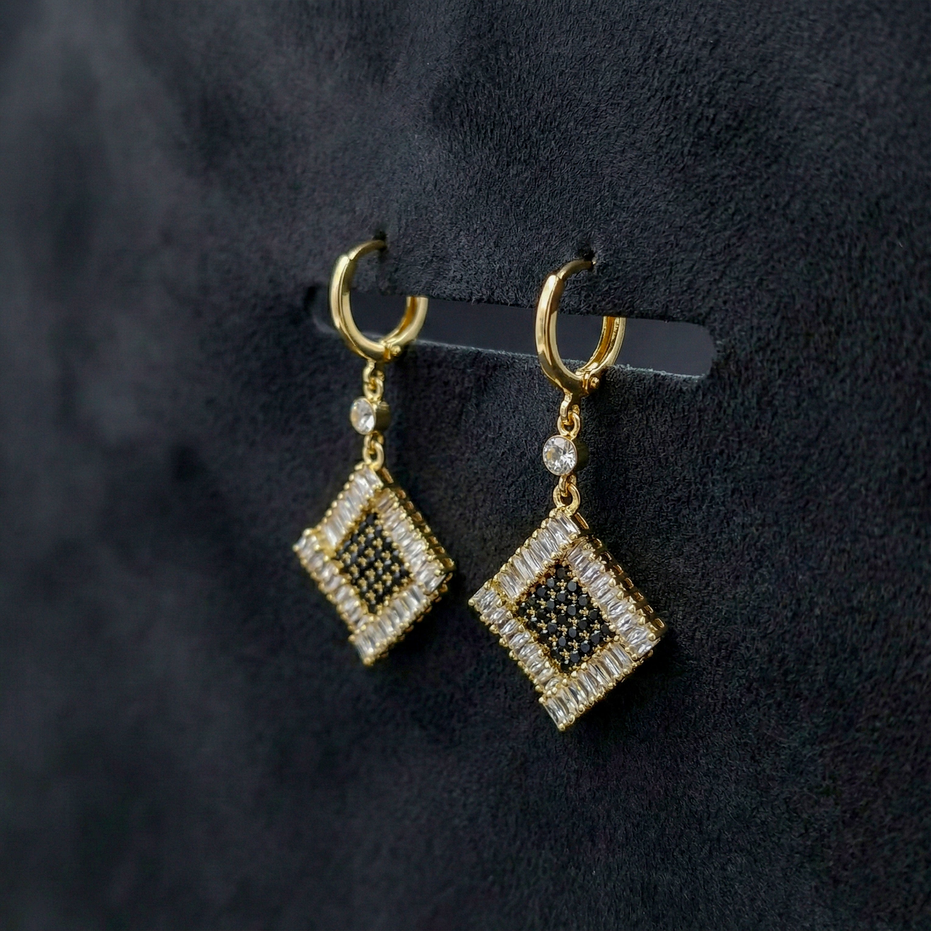 Square Crystal Earrings  GWE -150