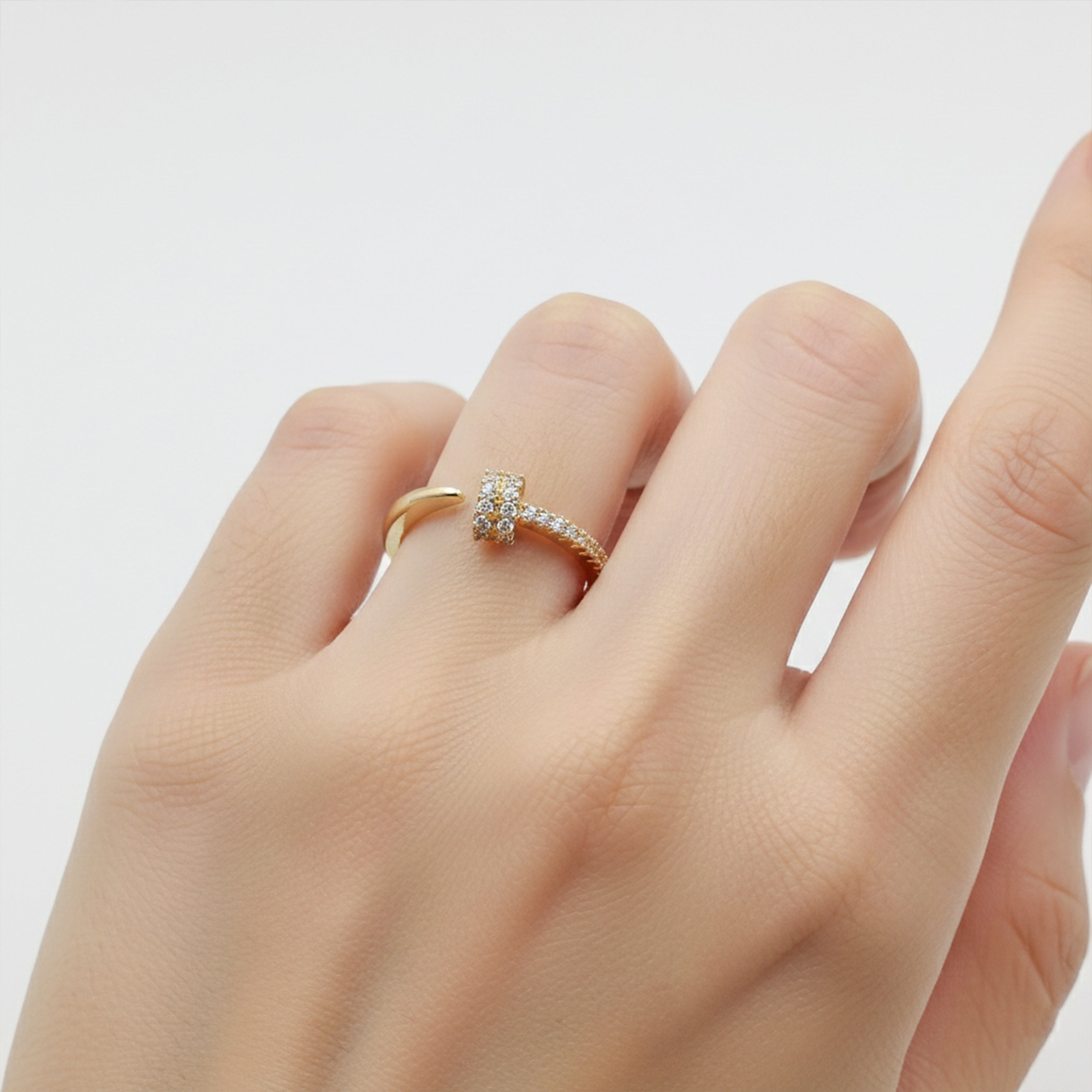 Golden Halo Bar Ring GWR -66