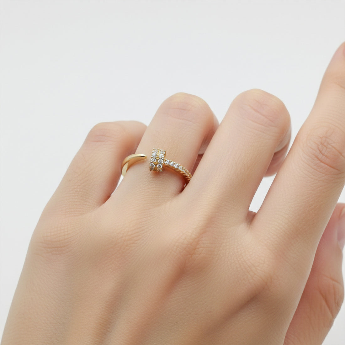 Golden Halo Bar Ring GWR -66
