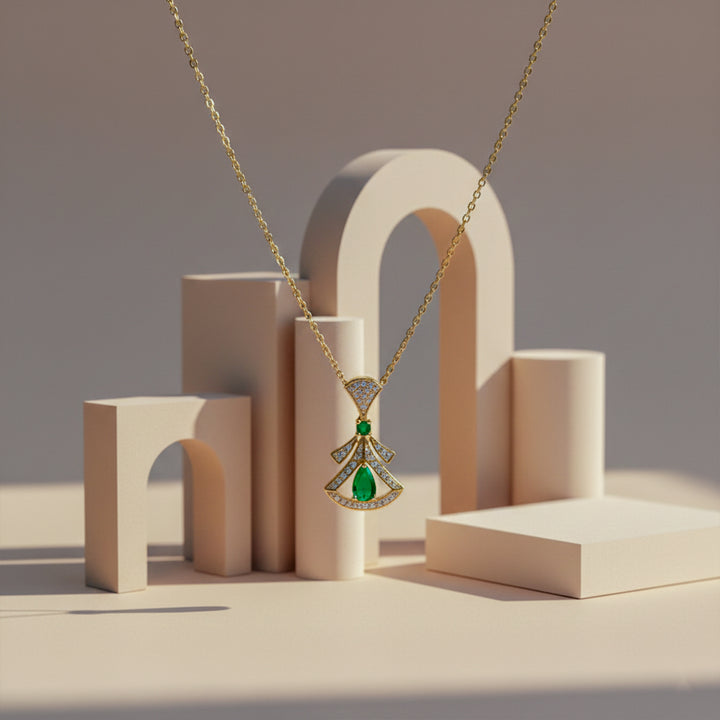 Emerald Fan Drop Pendant Necklace GWN -102