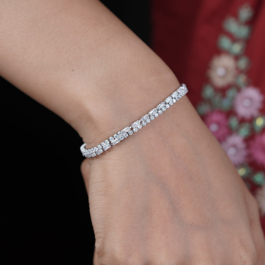 Shukti Pearl Slide Braclate