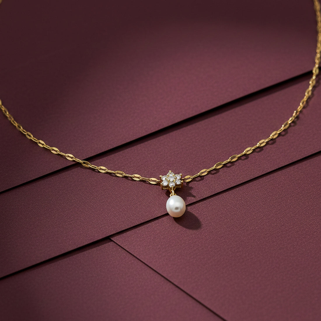 Elegant Gold Pearl Pendant GWN -37