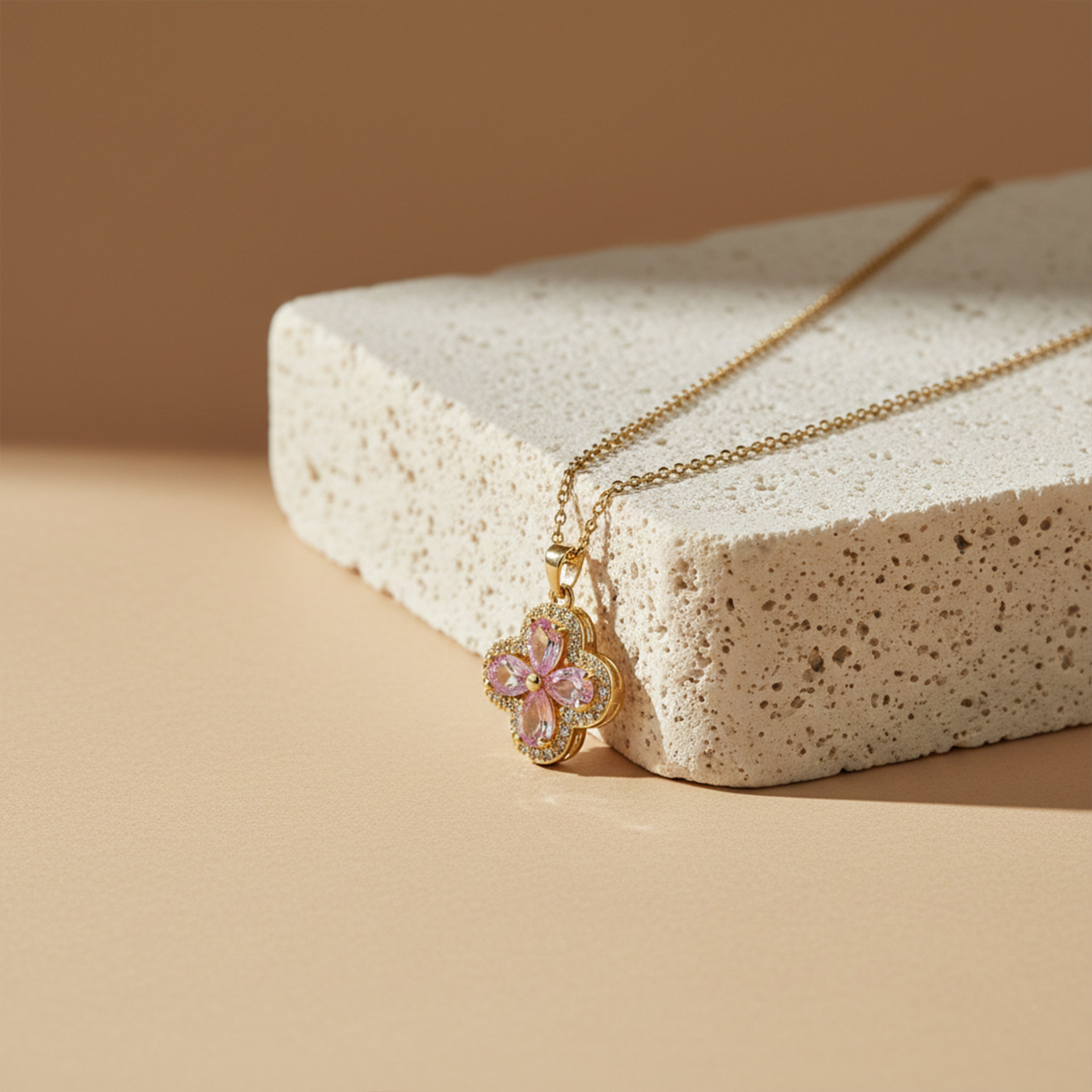Pink Blossom Clover Pendant Necklace GWN -109