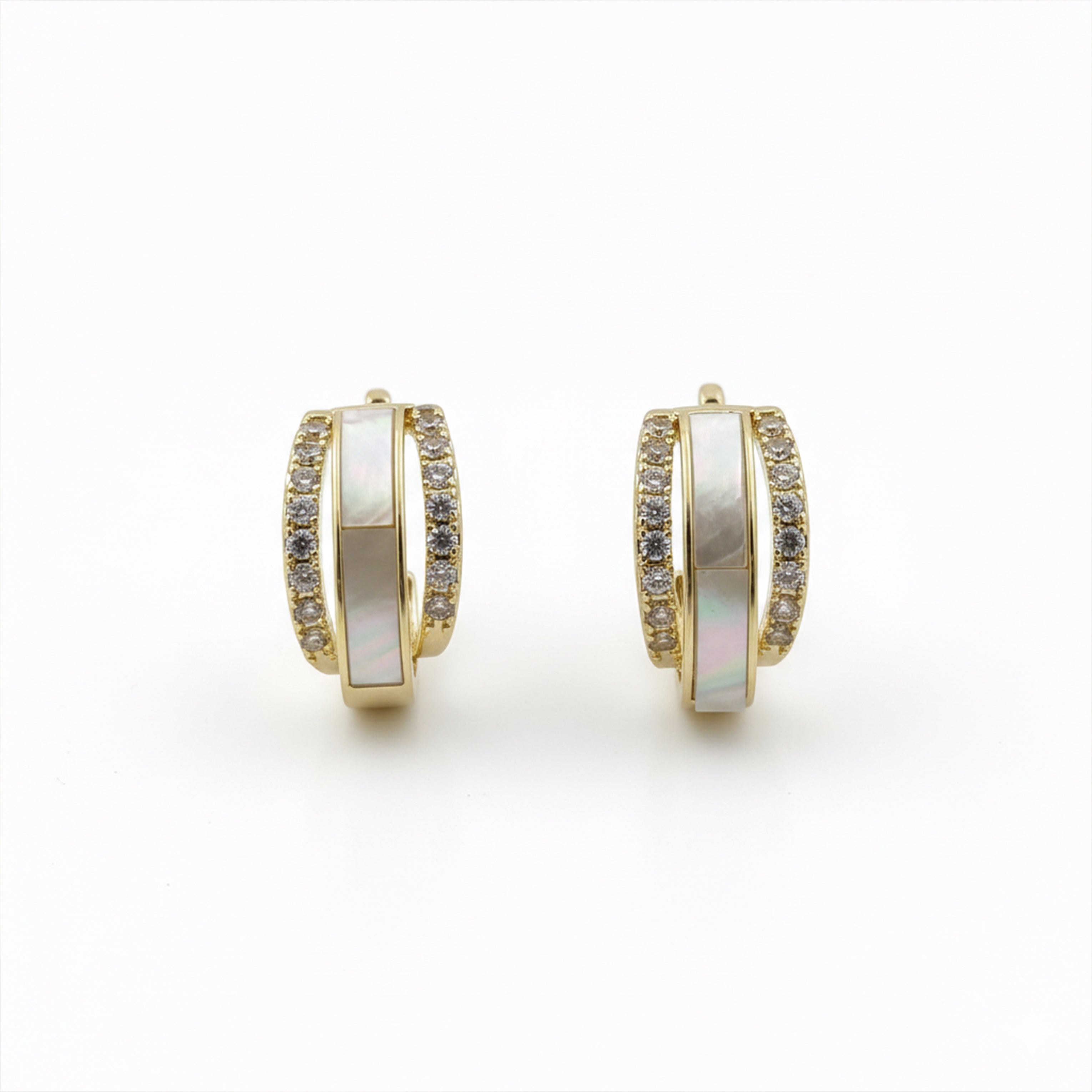 Huggie Hoop Earrings GWE -158