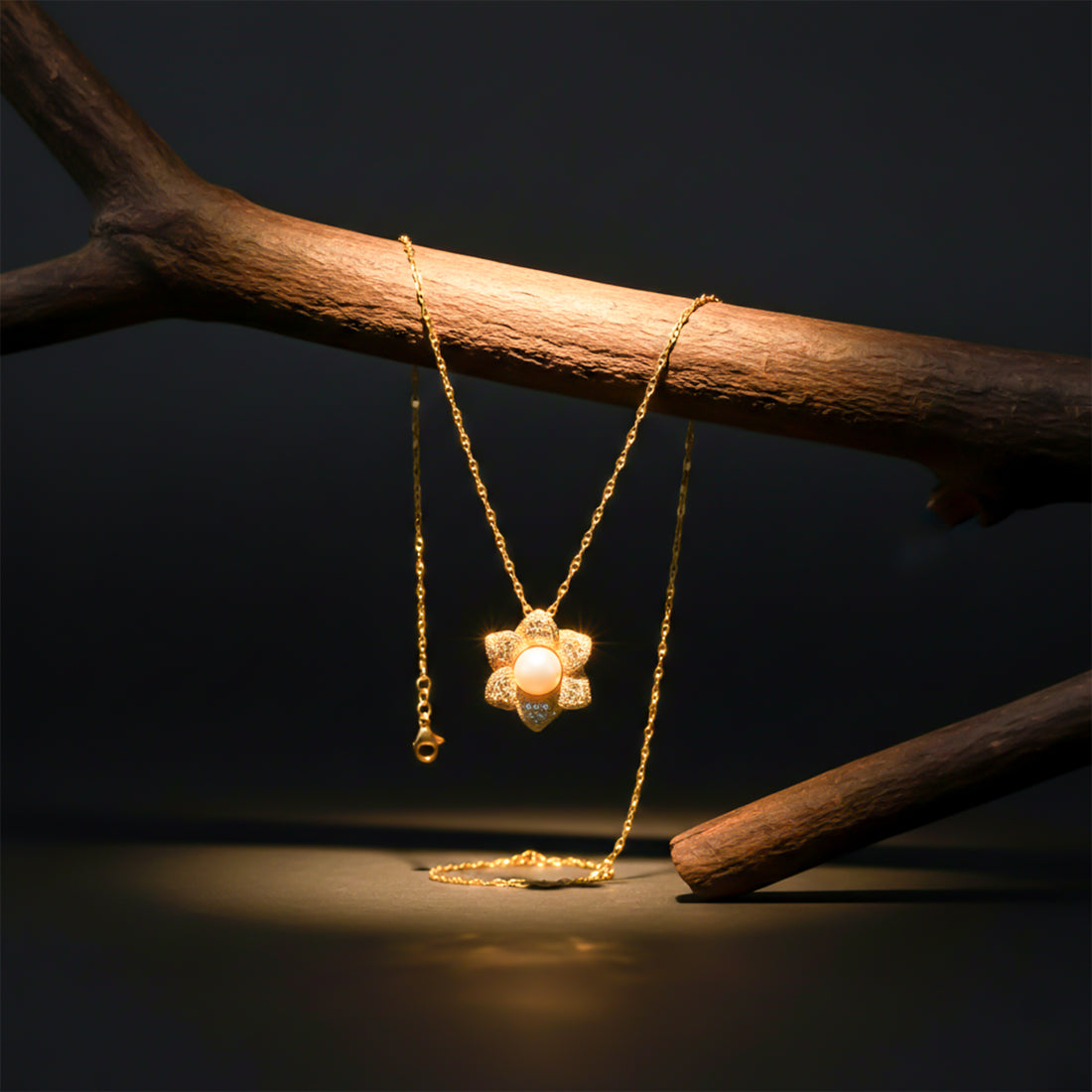 Crystal Flower Pearl Pendant GWN -40
