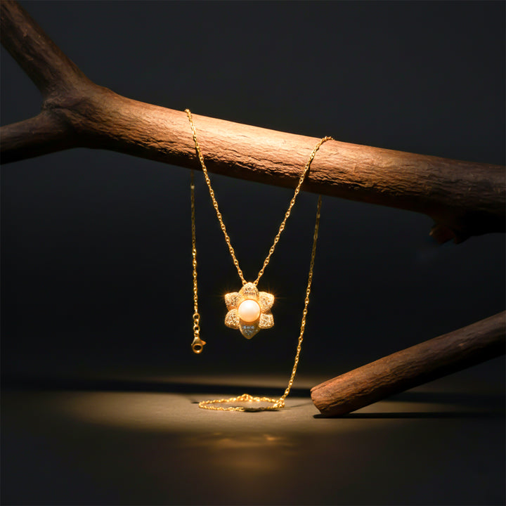 Crystal Flower Pearl Pendant GWN -40