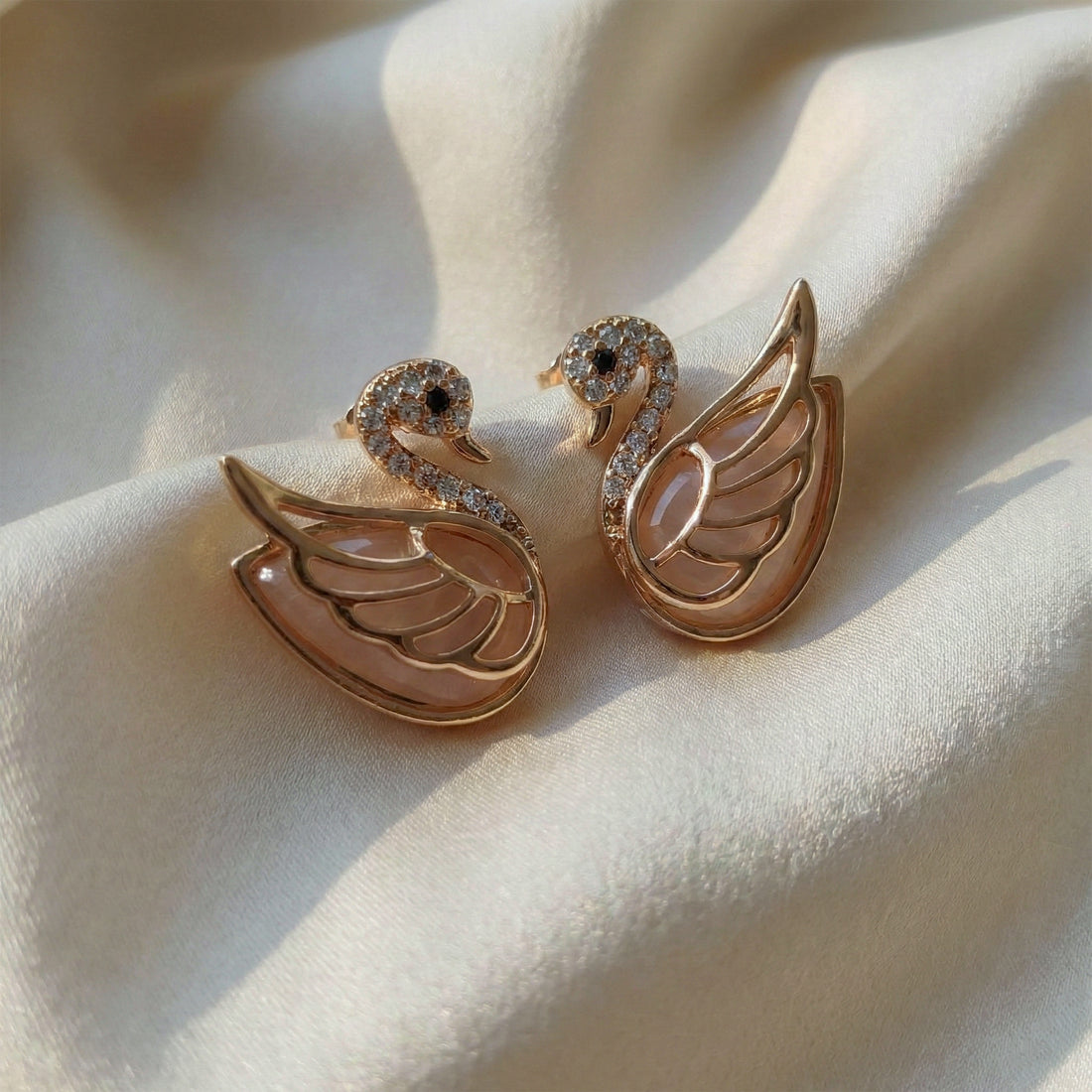 Aurora Swan Crystal Stud Earrings GWE -91