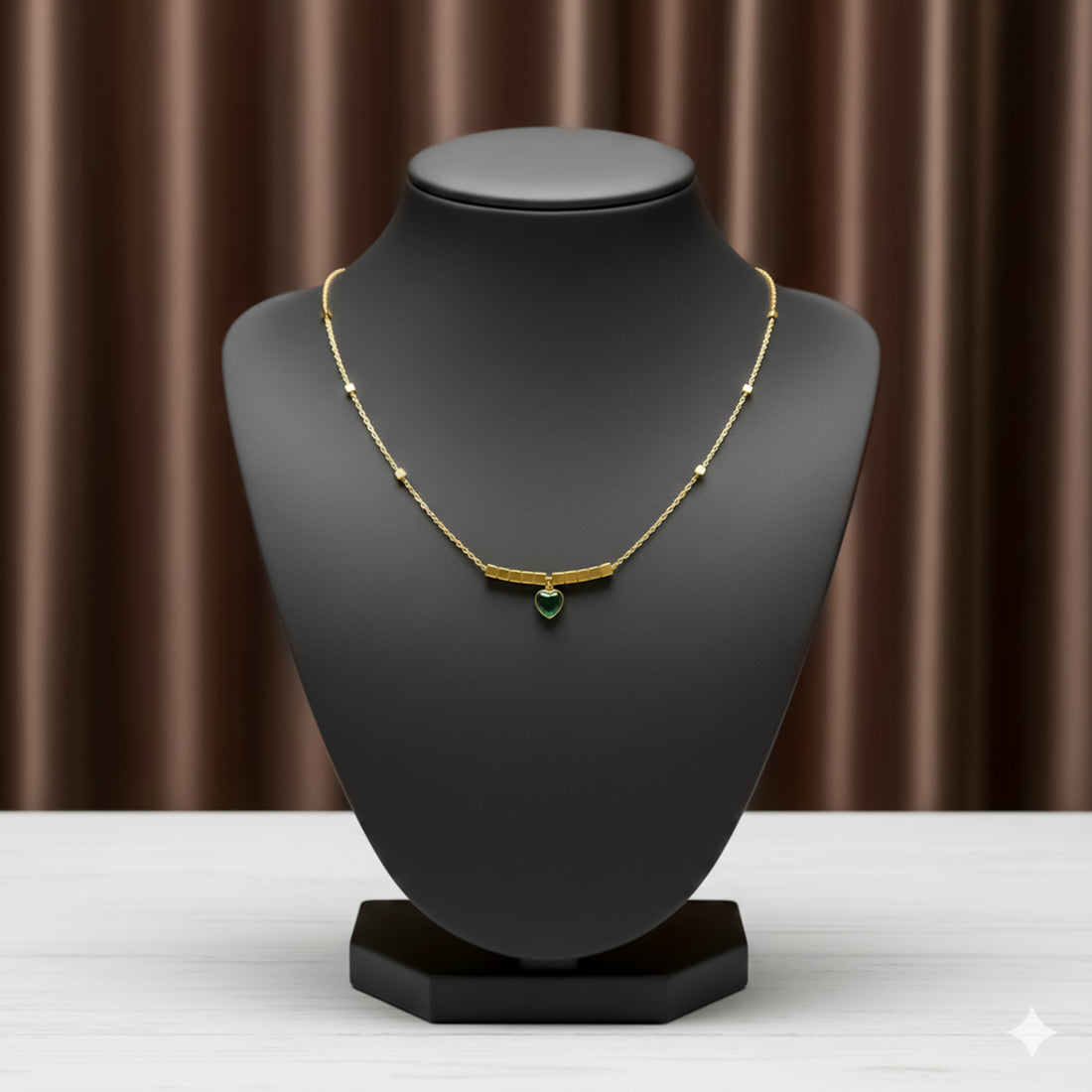 Emerald Heart Gold Neckless GWN -70