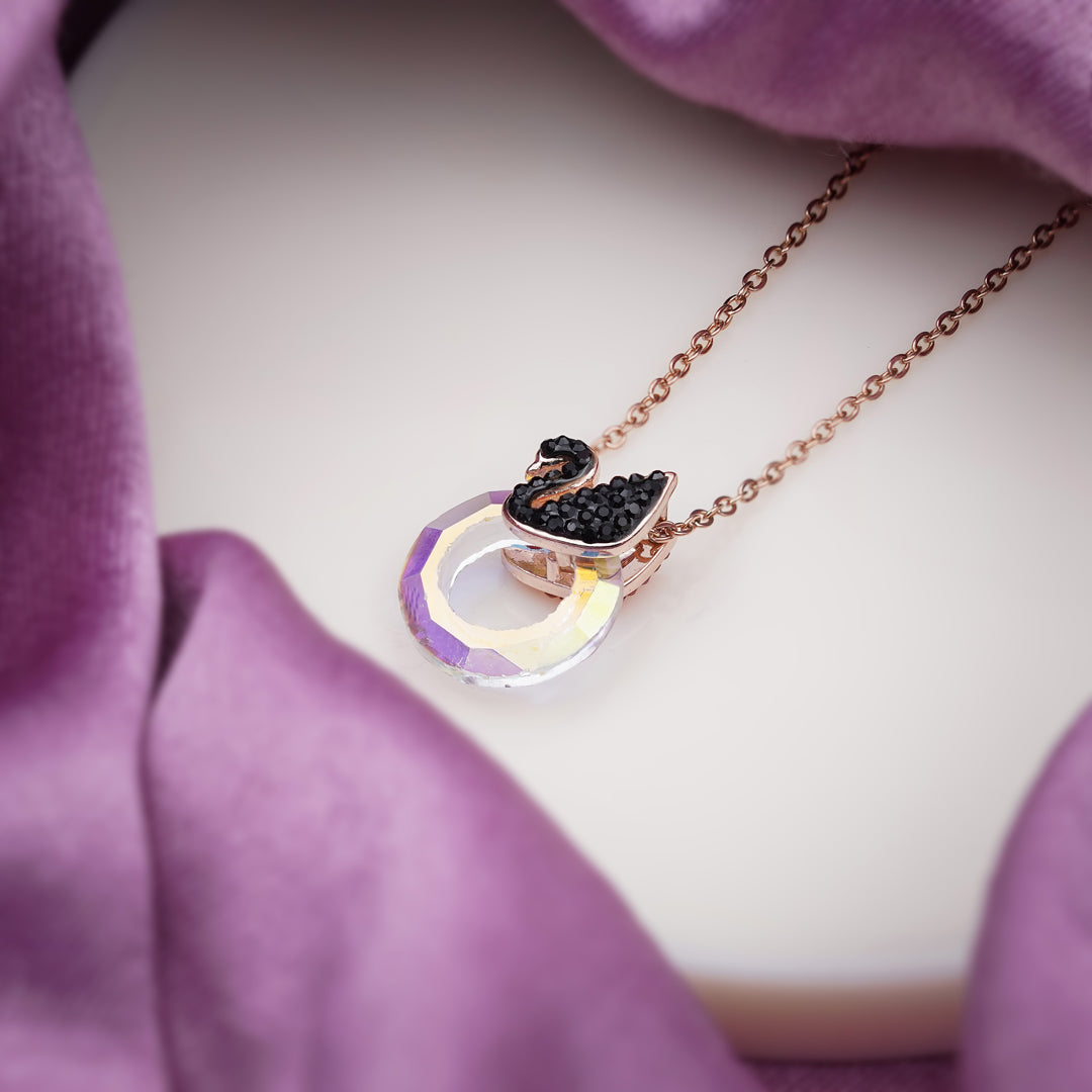 Meera Womens Neckless