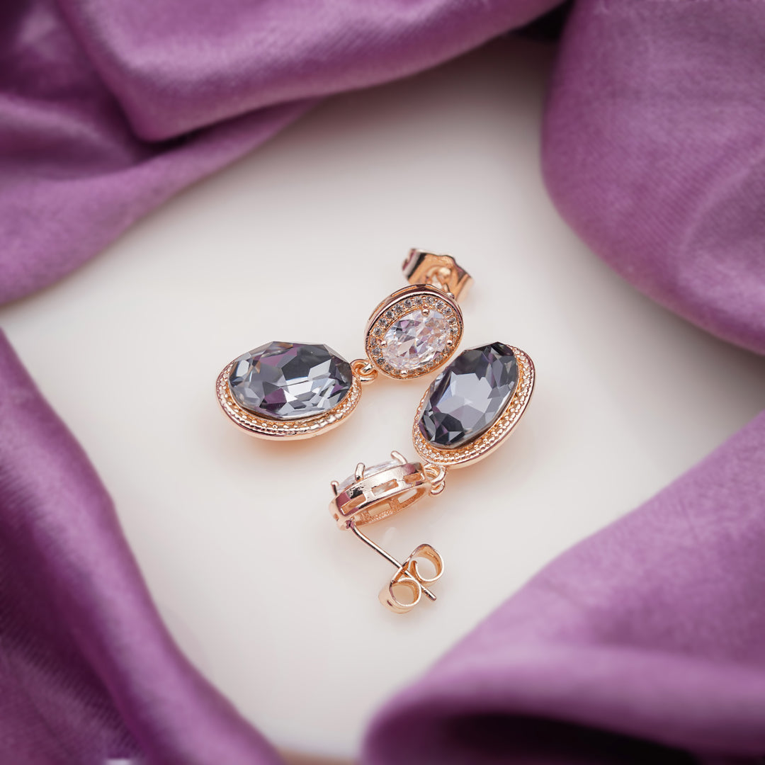 Sophia Womens Earring