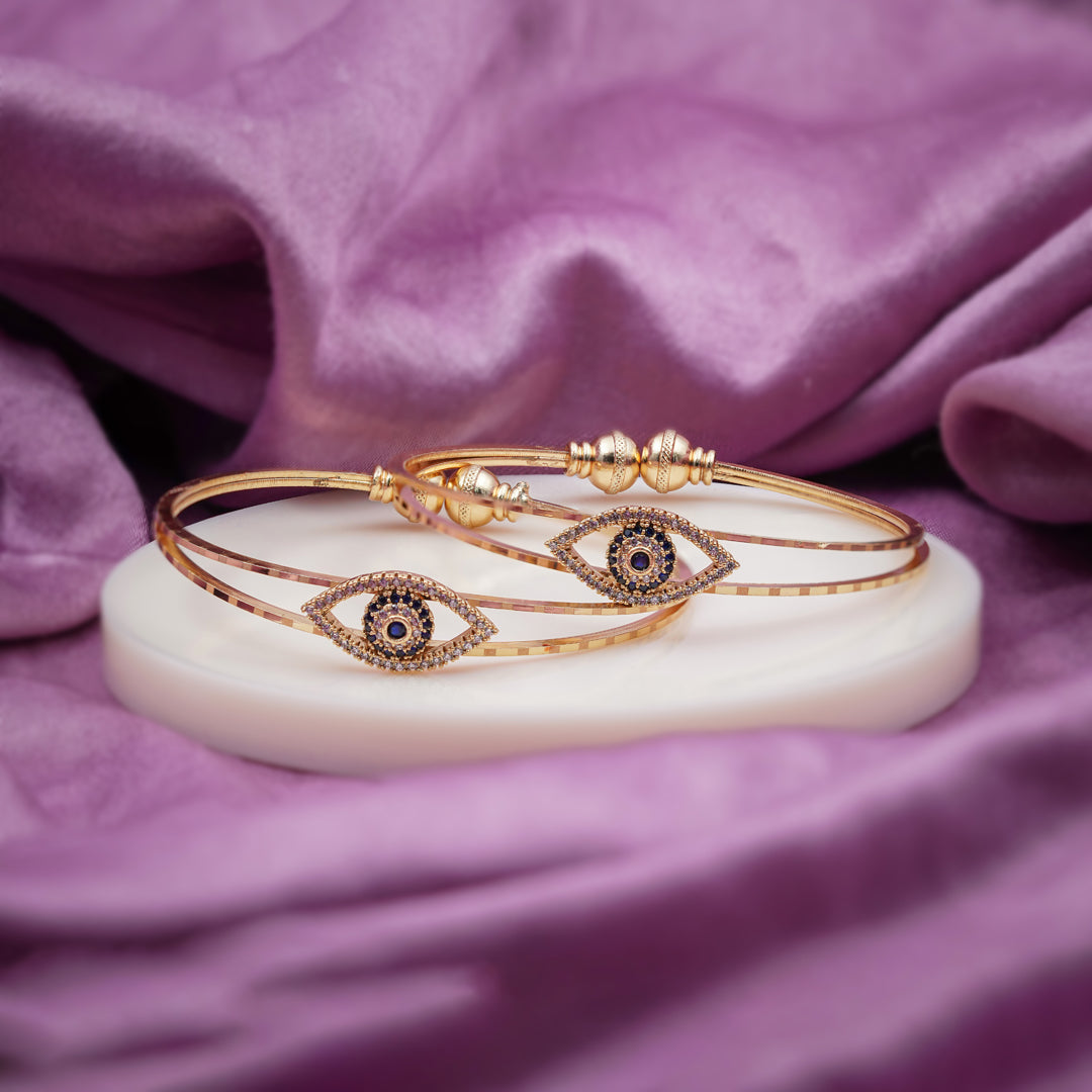 Nazar Free Size Bangles