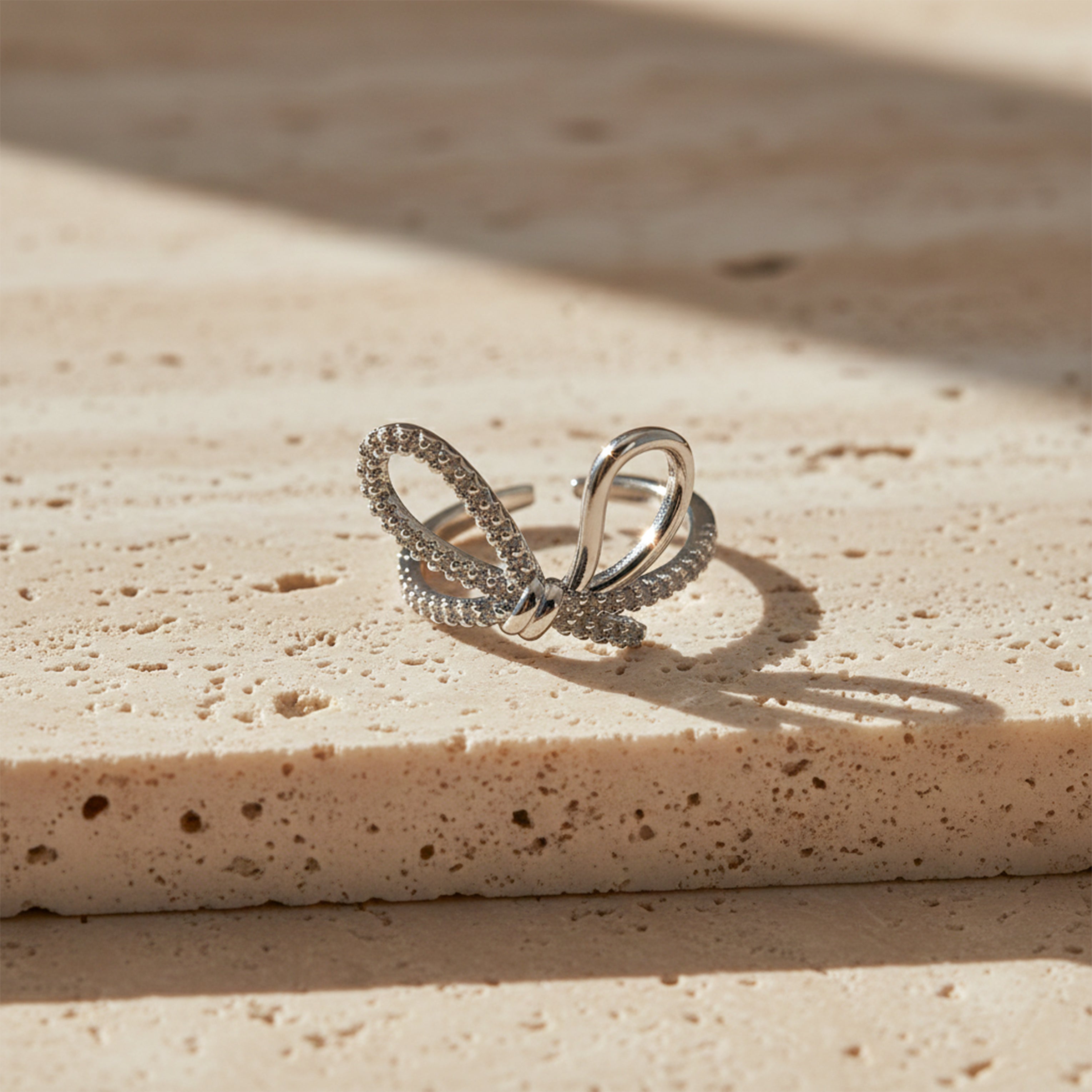 Crystal Bow Elegance Ring GWR -57