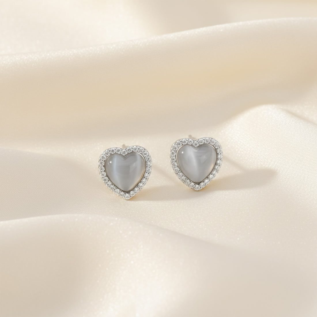 Moonlight Heart Halo Stud Earrings GWE -93