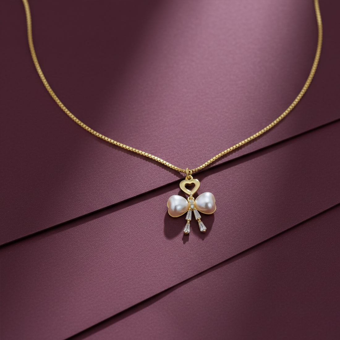 Elegant Bow Tie Pearl Pendant GWN -51