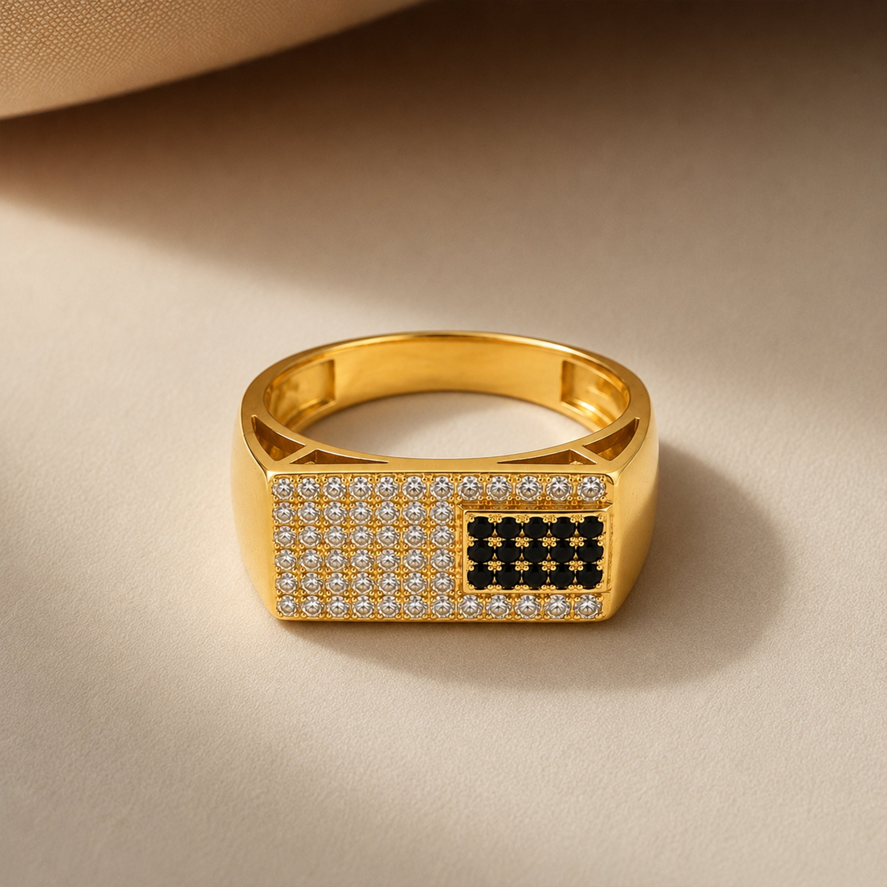 Black & Crystal Geometric Ring GMR -43