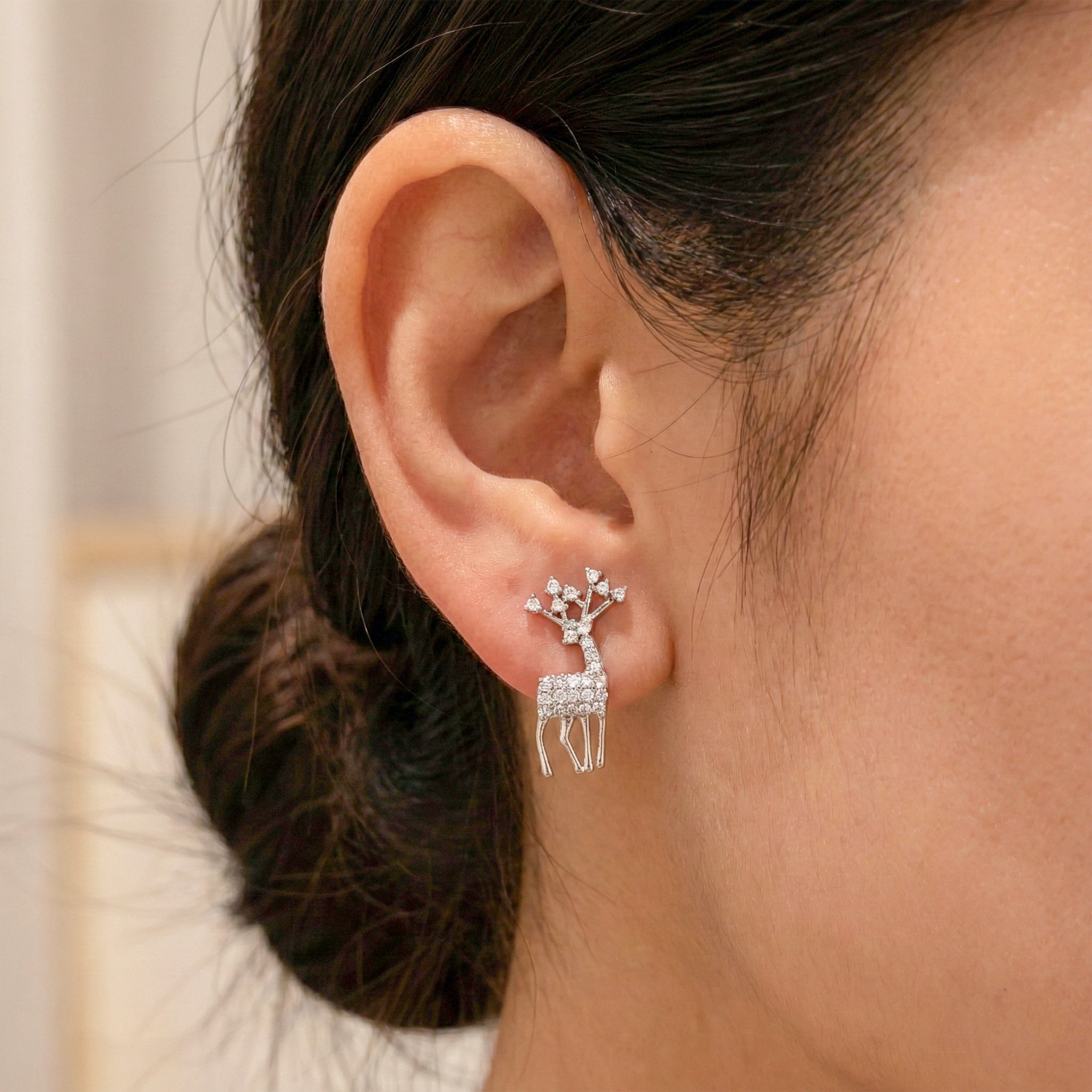 Crystal Stag Elegance Stud Earrings GWE -97