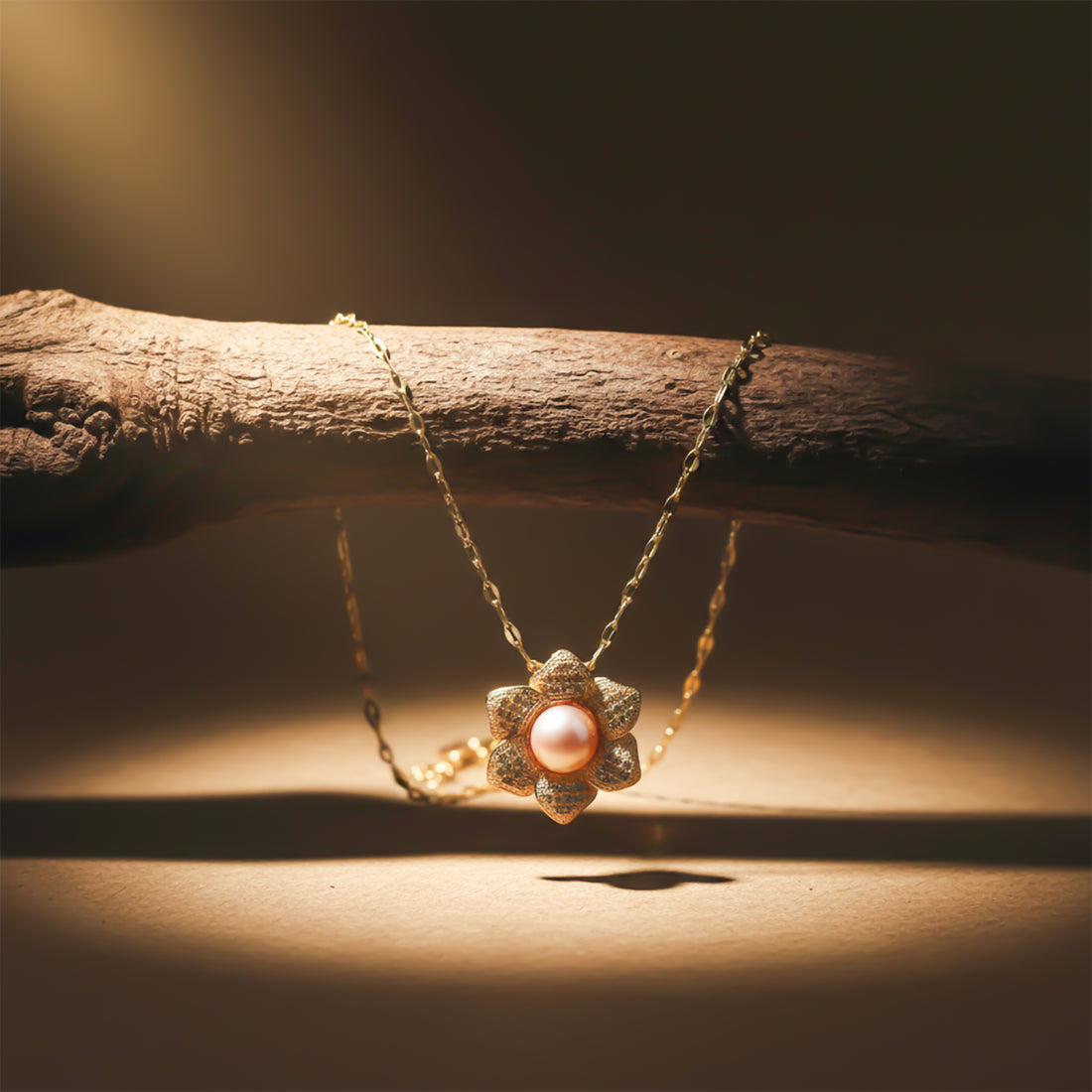 Crystal Flower Pearl Pendant GWN -41