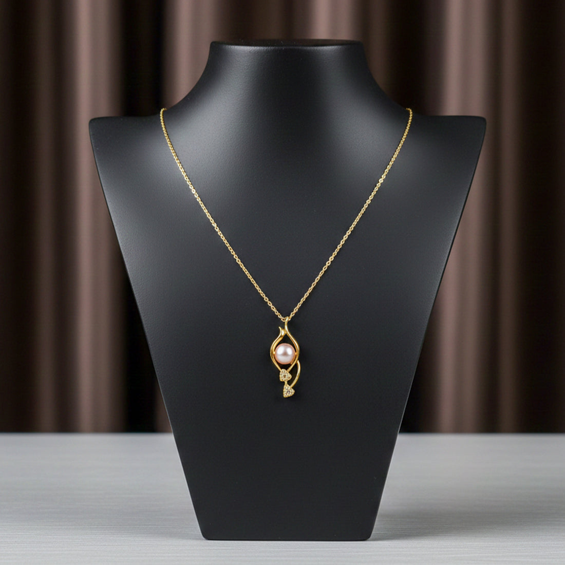 Gold Crystal Heart Pearl Pendant GWN -43