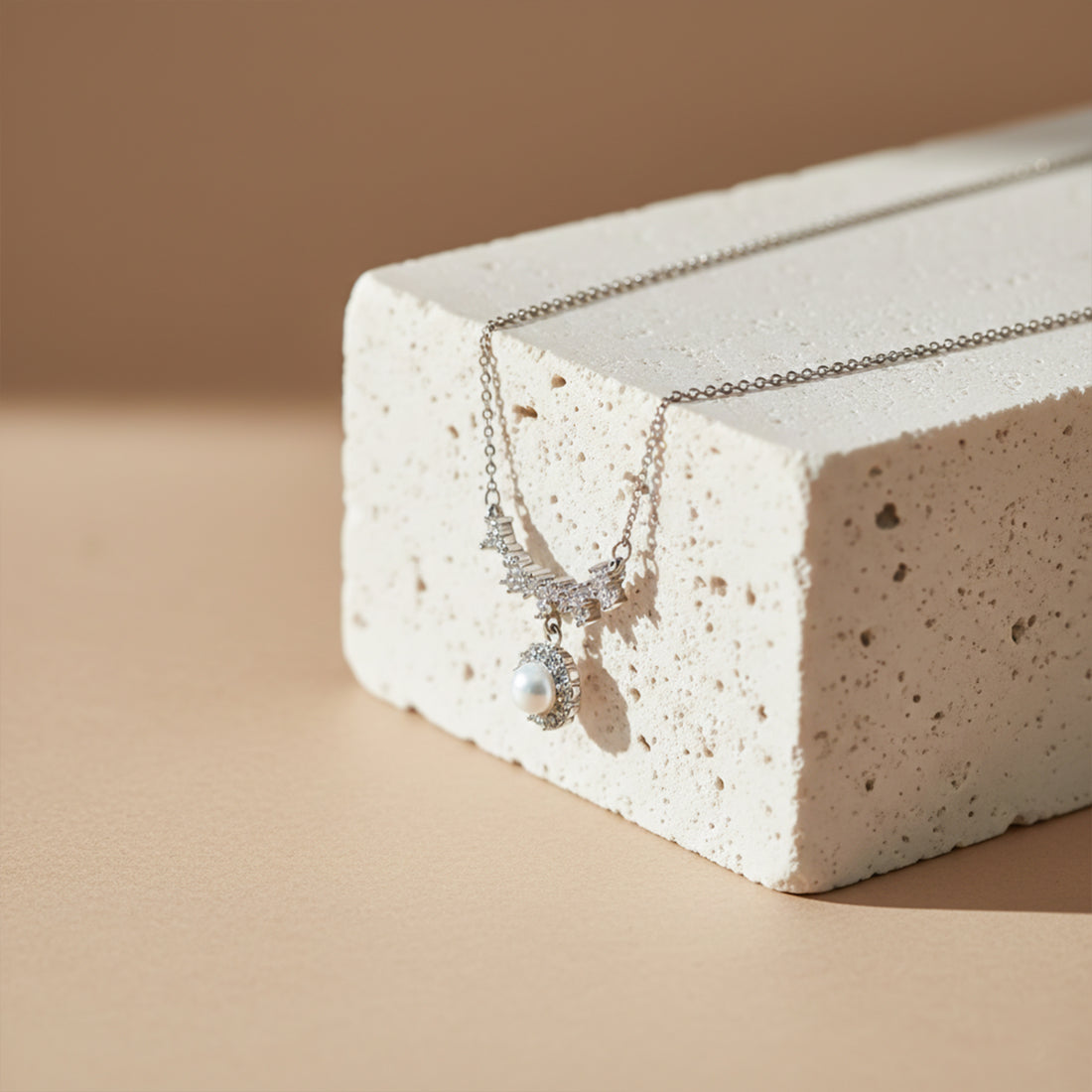 Opal Crystal Star Pendant Necklace GWN -83