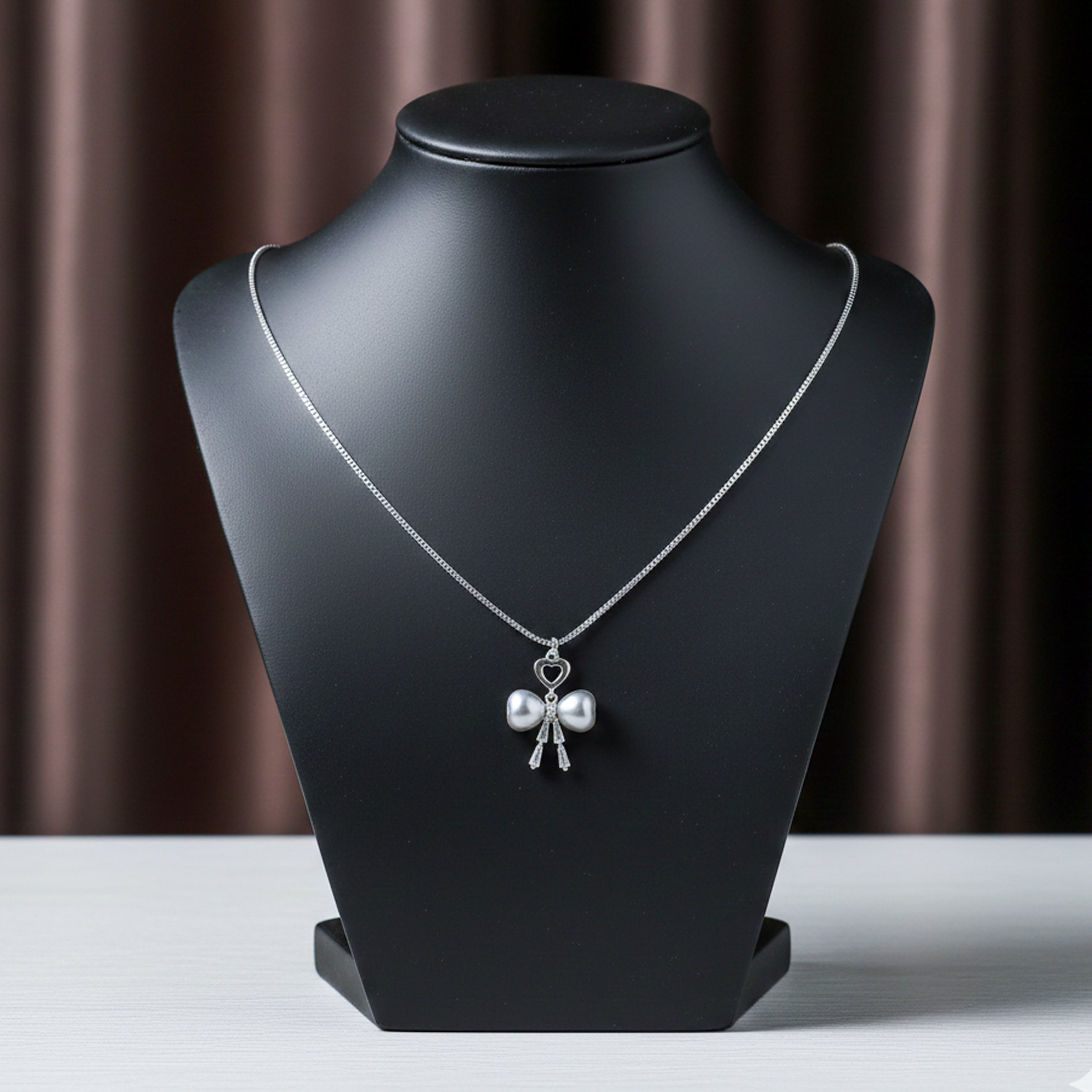 Elegant Bow Tie Pearl Pendant GWN -52