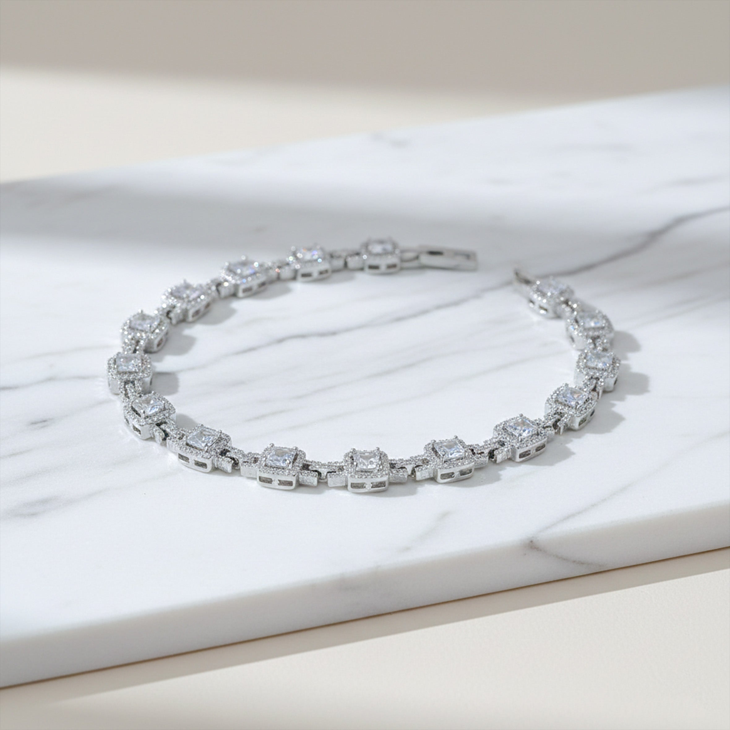 Square-Cut Diamond-Style Tennis Bracelet GWB -143