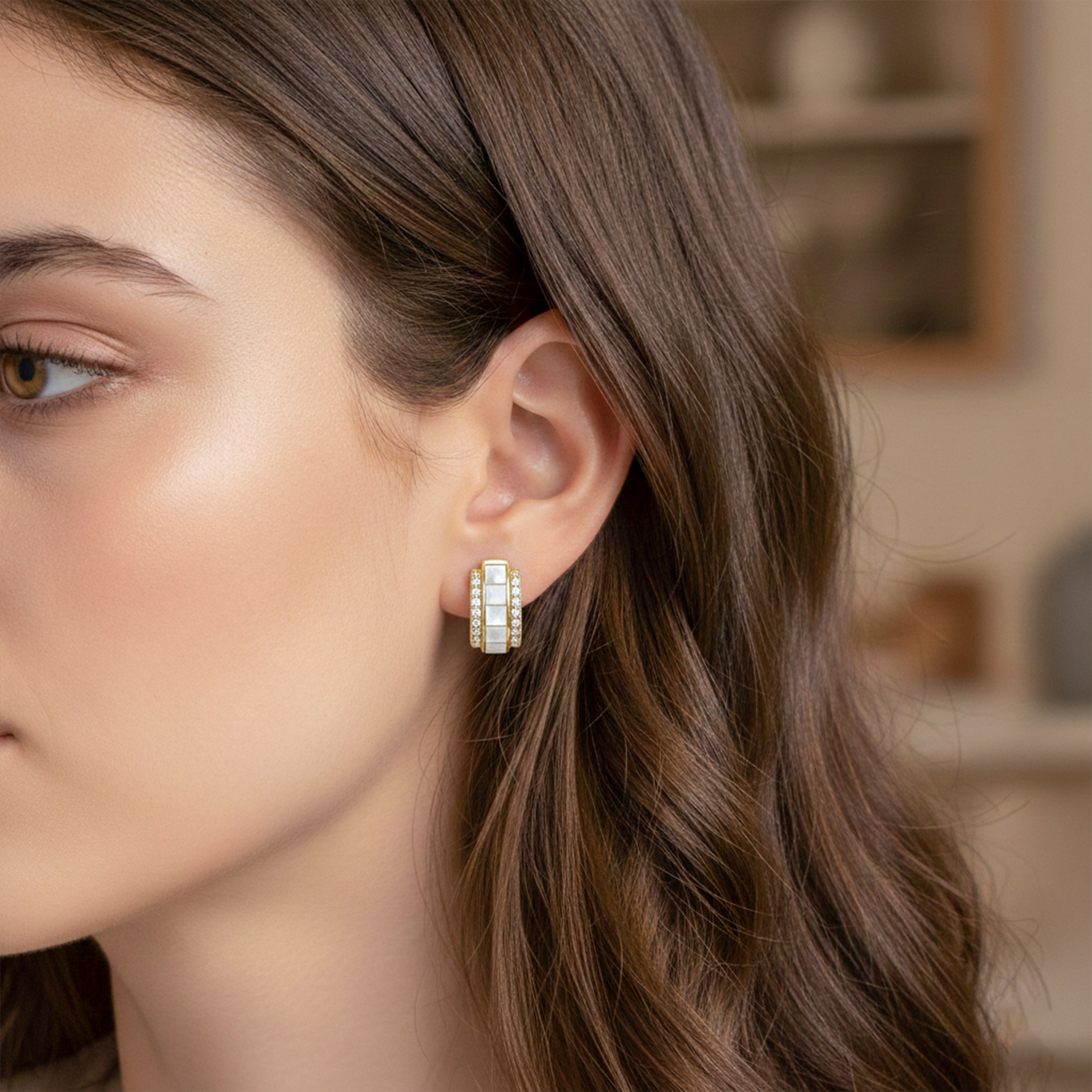 Huggie Hoop Earrings GWE -158