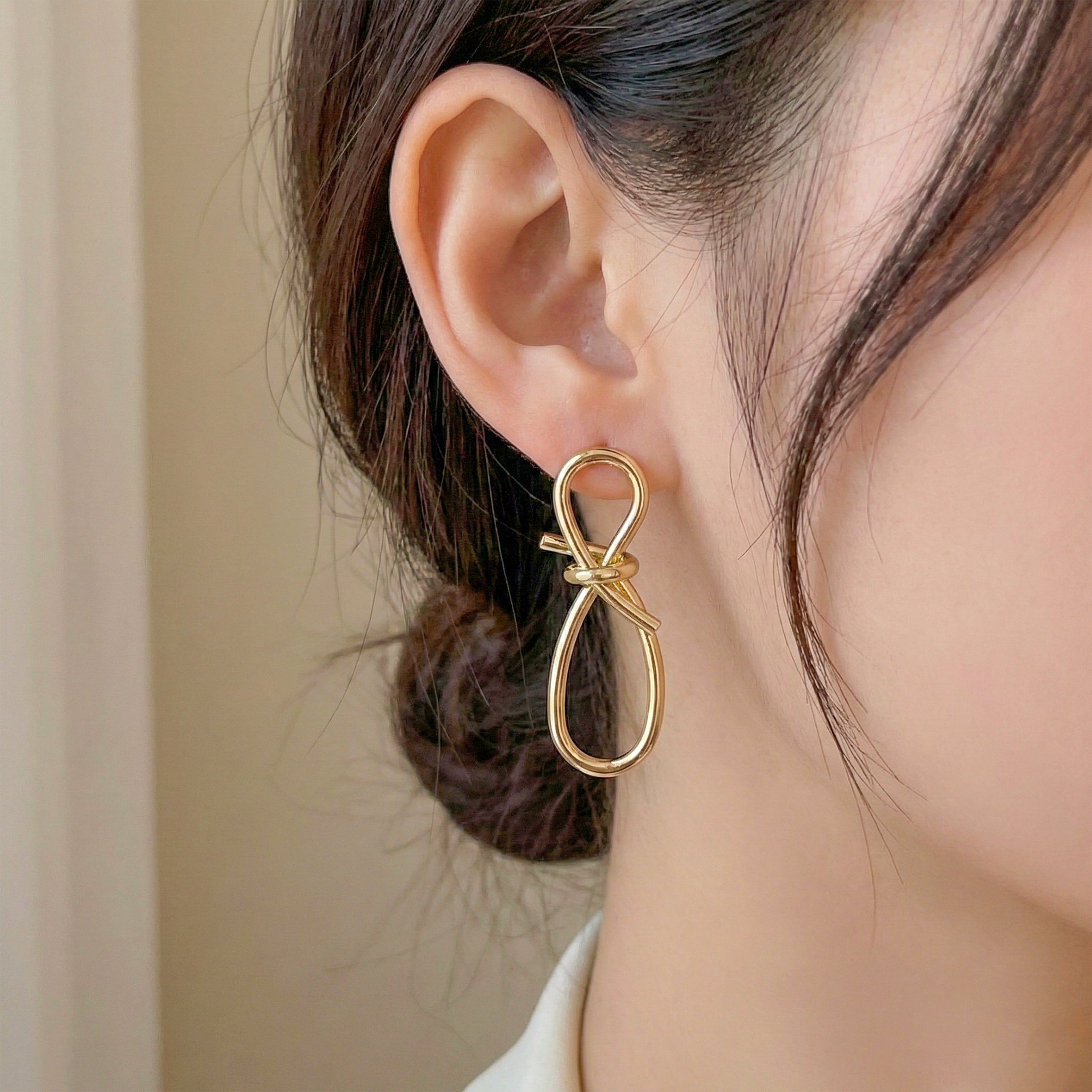 Golden Ribbon Loop Drop Earrings GWE -56