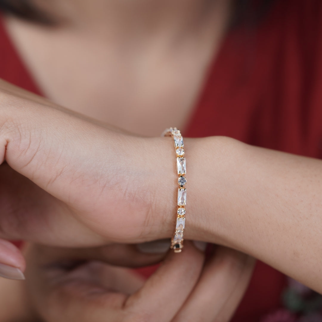 Maharani  Line Bracelet