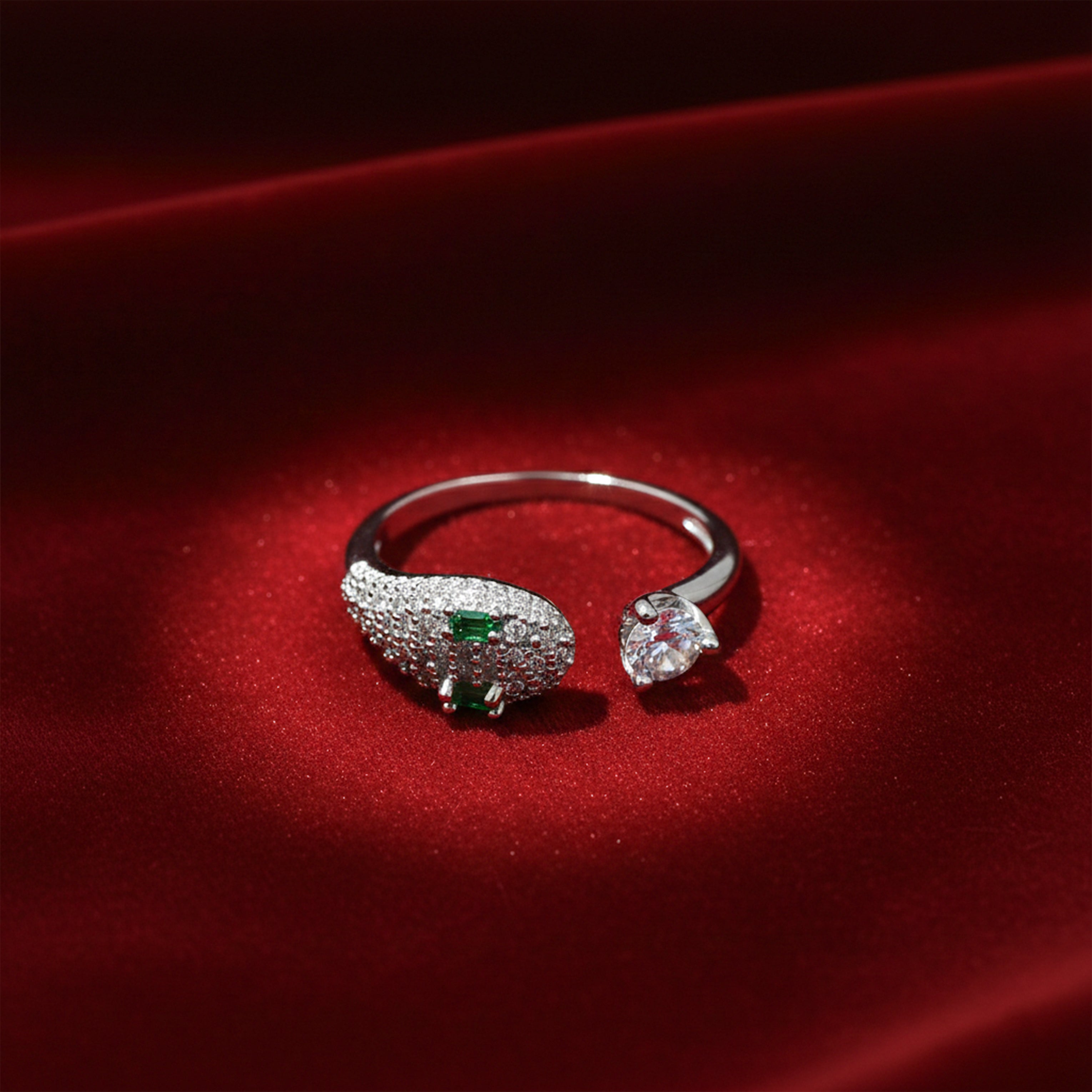 Emerald Serpent Duo Ring GWR -78