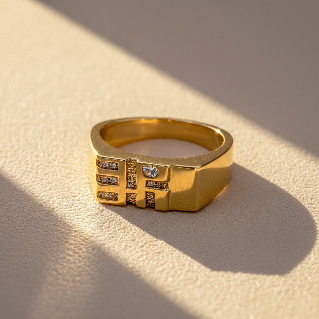 Royal Initial Ring GMR -18