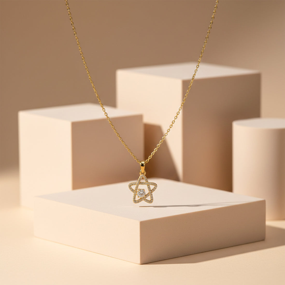 Diamond Star Pendant Necklace GWN -115