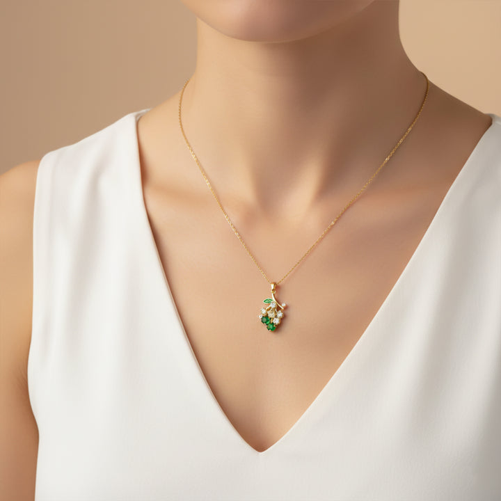 Emerald Cherry Cluster Pendant Necklace GWN -111