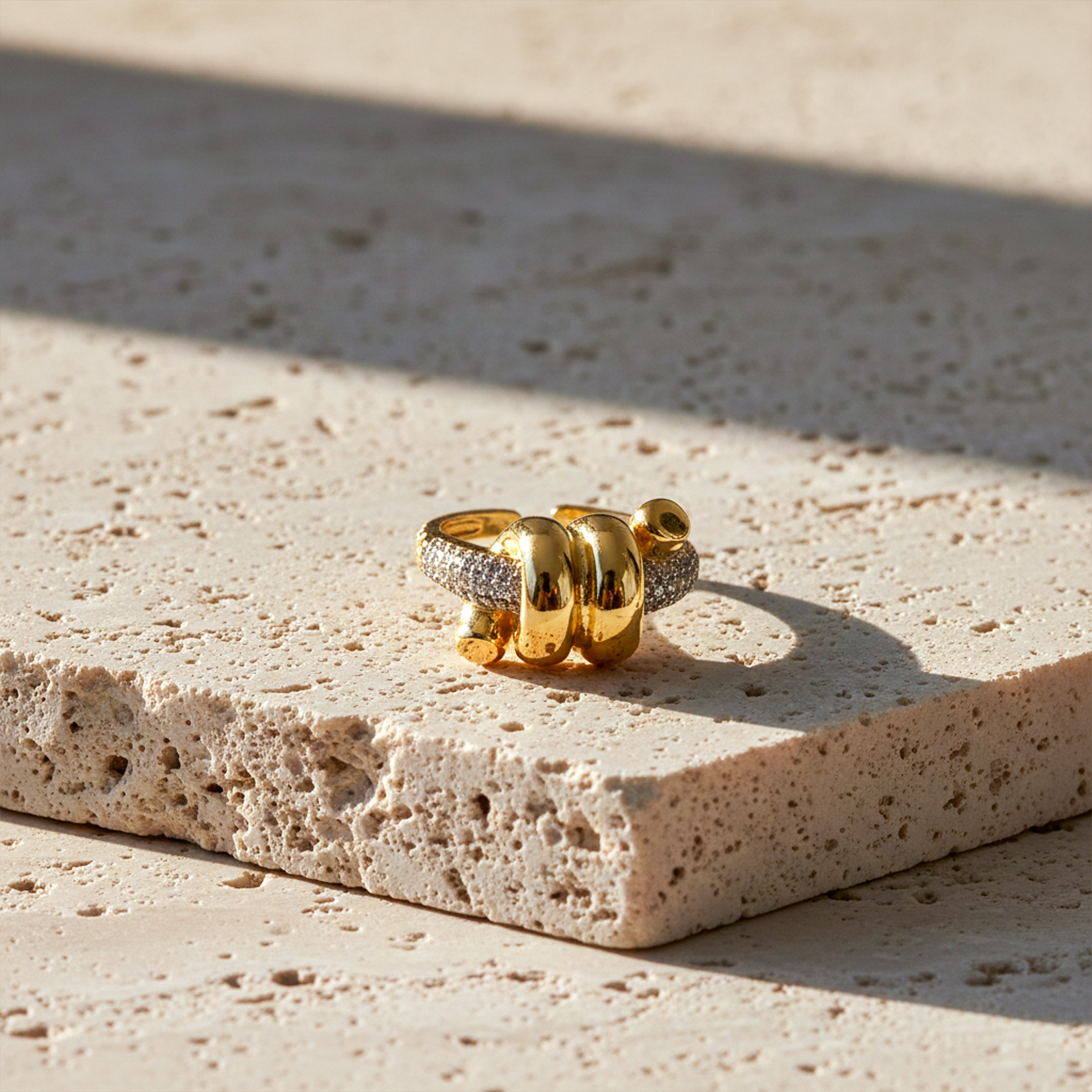Luxe Knot Pavé Gold Ring GWR -26