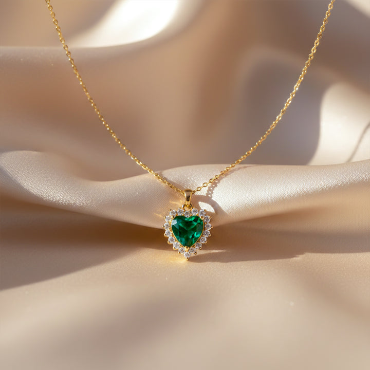 Green Crystal Heart Pendant Necklace GWN -69
