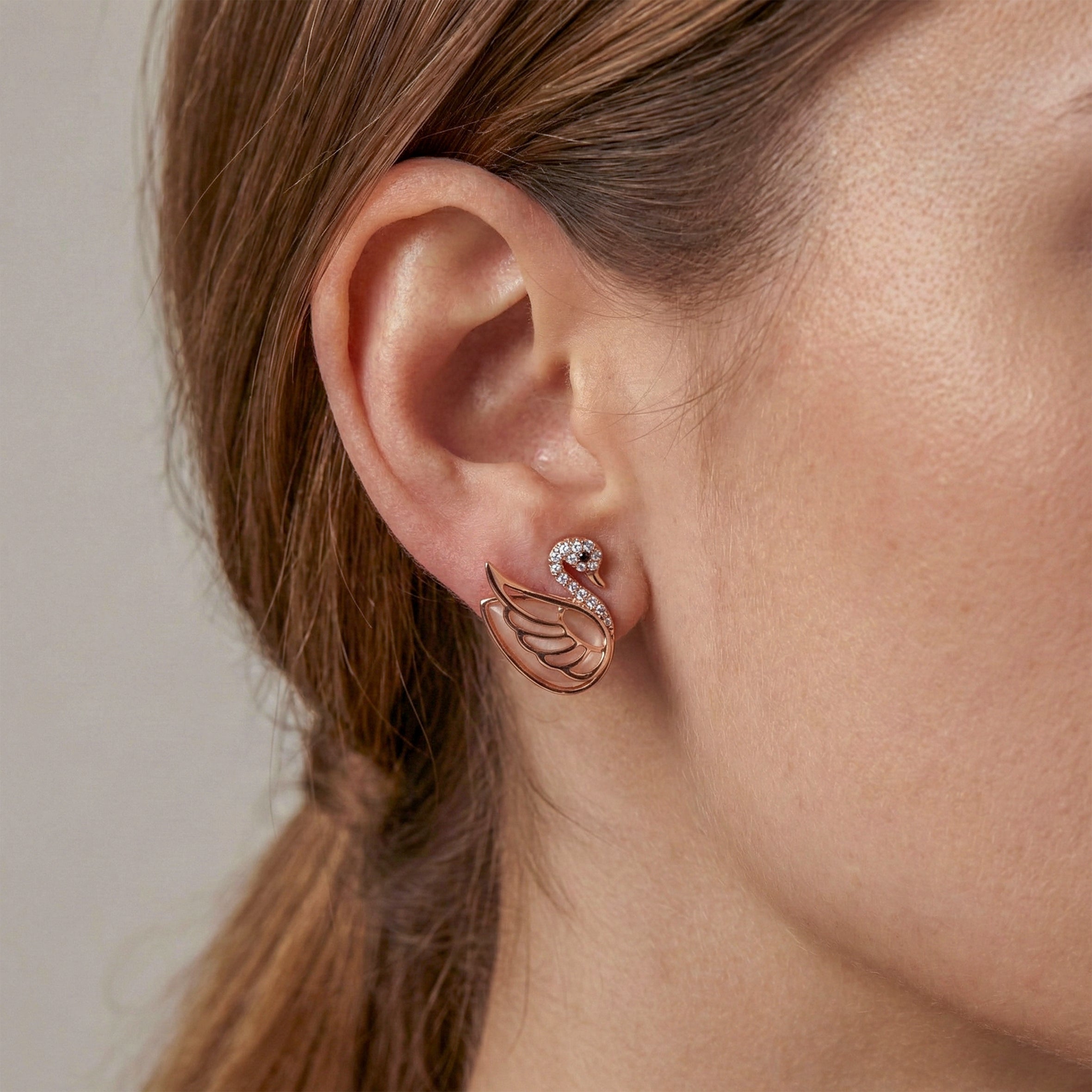 Aurora Swan Crystal Stud Earrings GWE -91