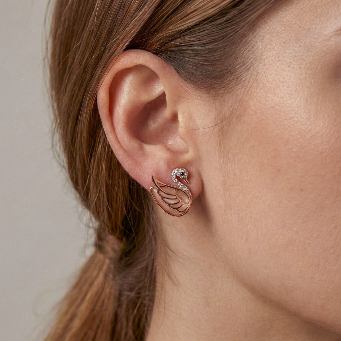 Aurora Swan Crystal Stud Earrings GWE -91