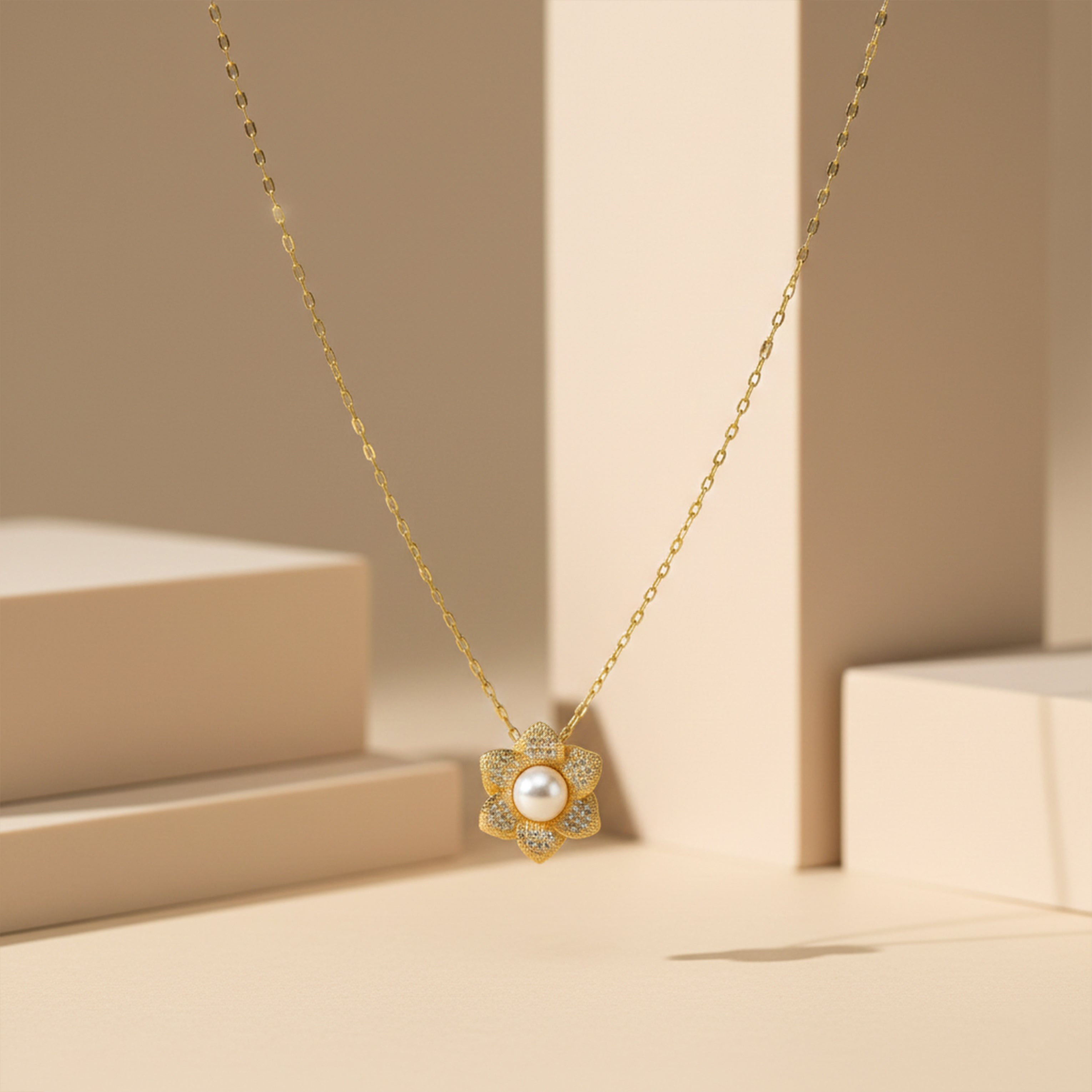 Crystal Flower Pearl Pendant GWN -40