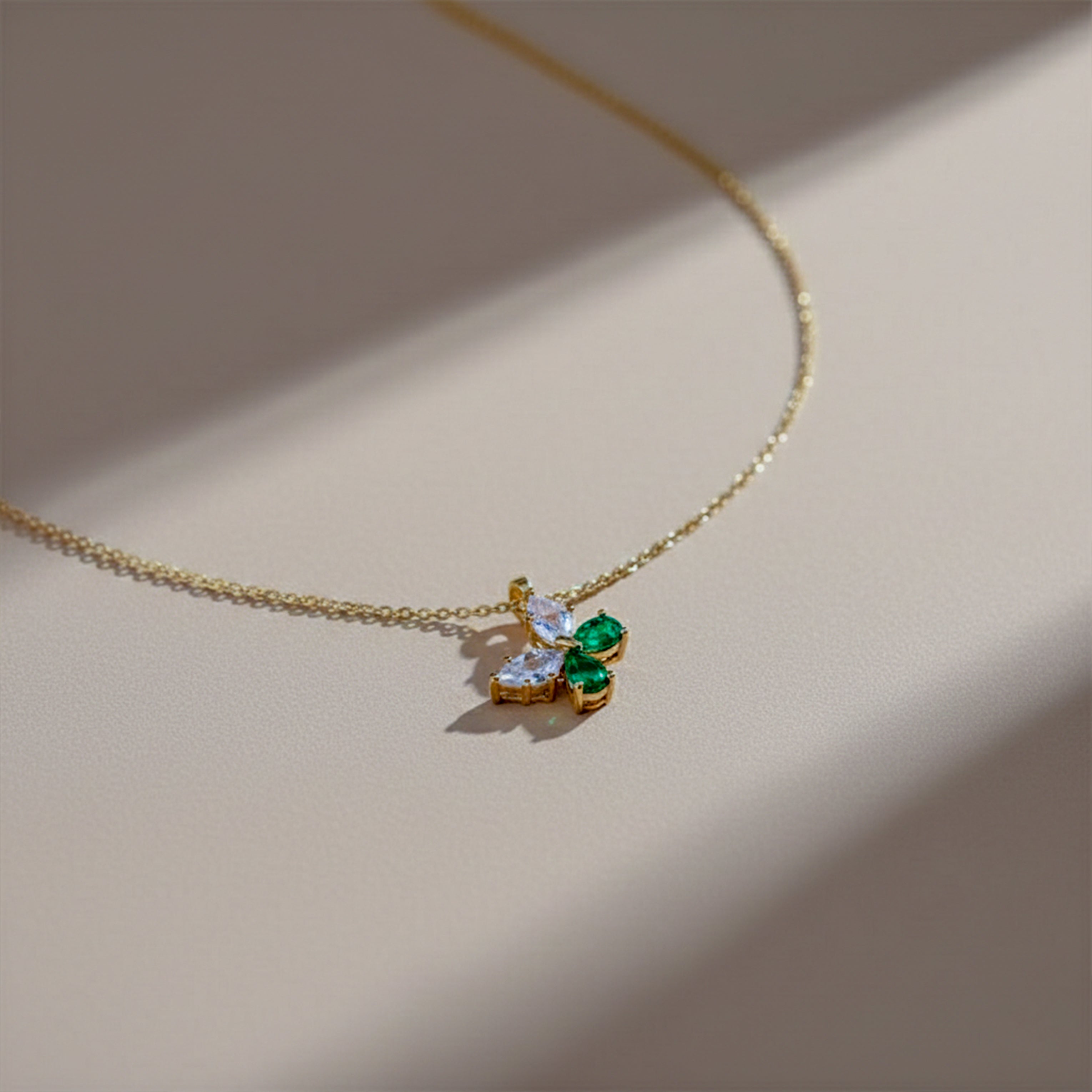 Emerald Butterfly Pendant Necklace GWN -112