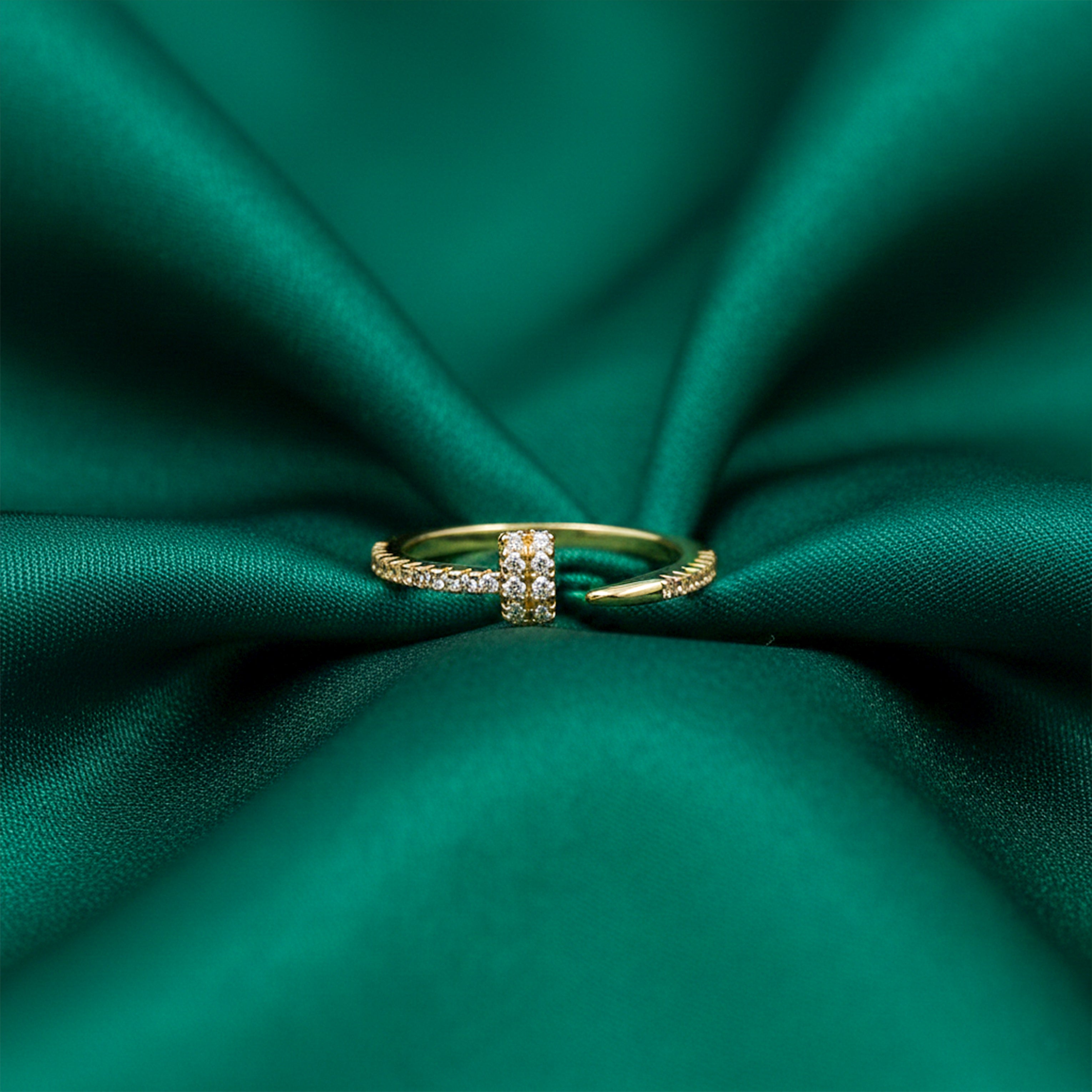 Golden Halo Bar Ring GWR -66