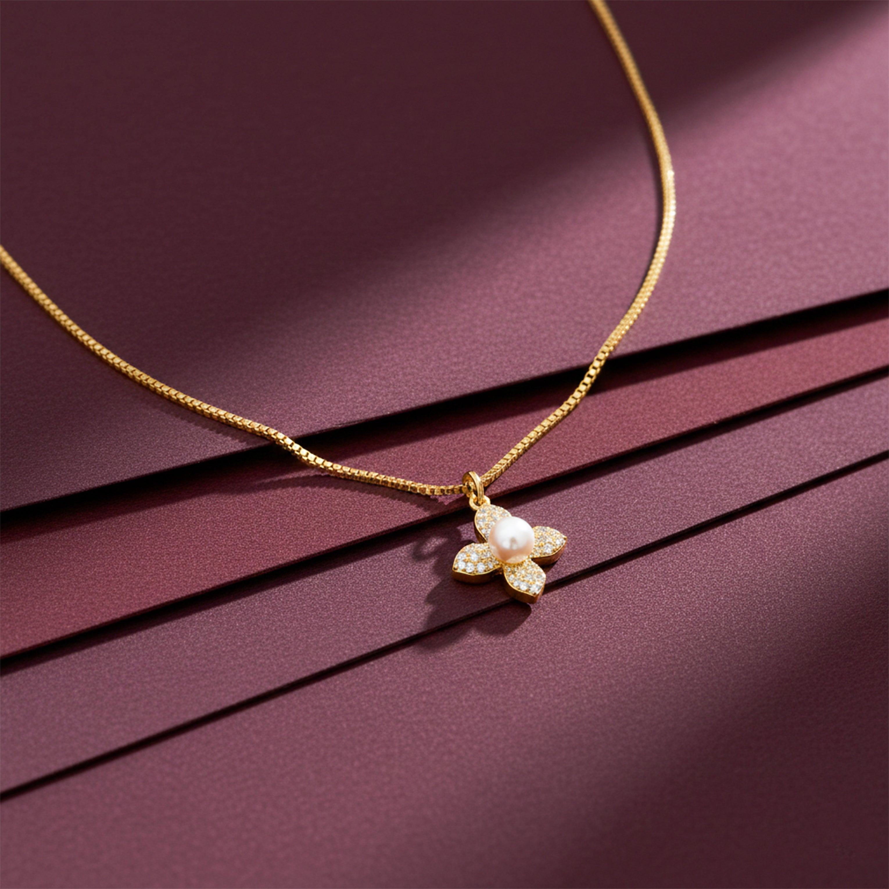 Crystal Flower Pearl Pendant GWN -53